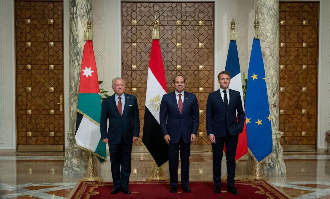 Gaza debe ser gobernada por la Autoridad Palestina: Francia, Egipto y Jordania; Macron apoya plan de reconstrucción