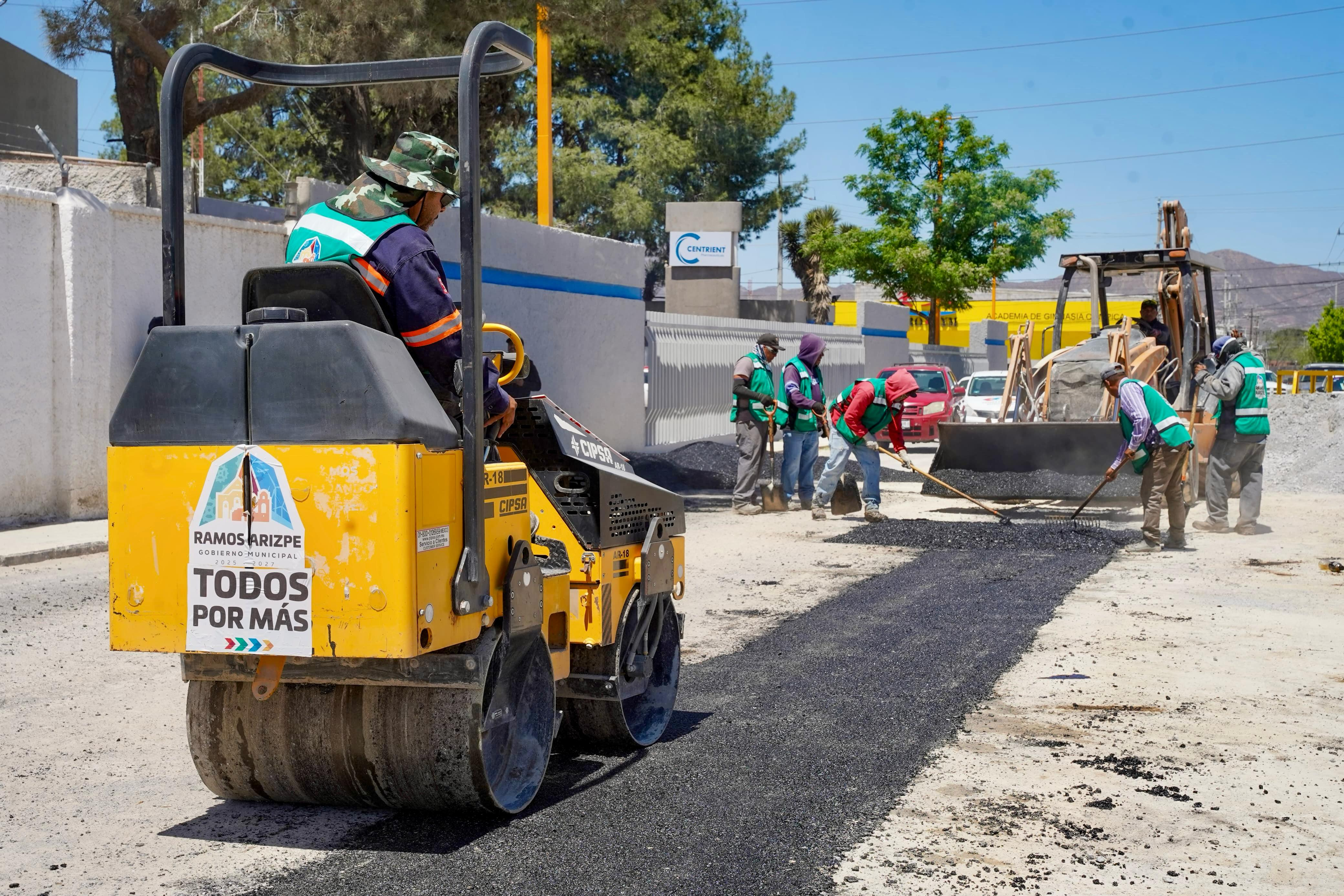 Avanza acciones de bacheo en Ramos Arizpe