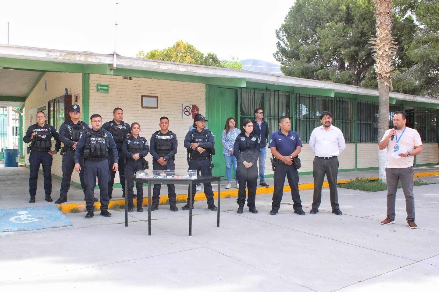 Llevan pláticas contra las adicciones a jóvenes de Cuatro Ciénegas