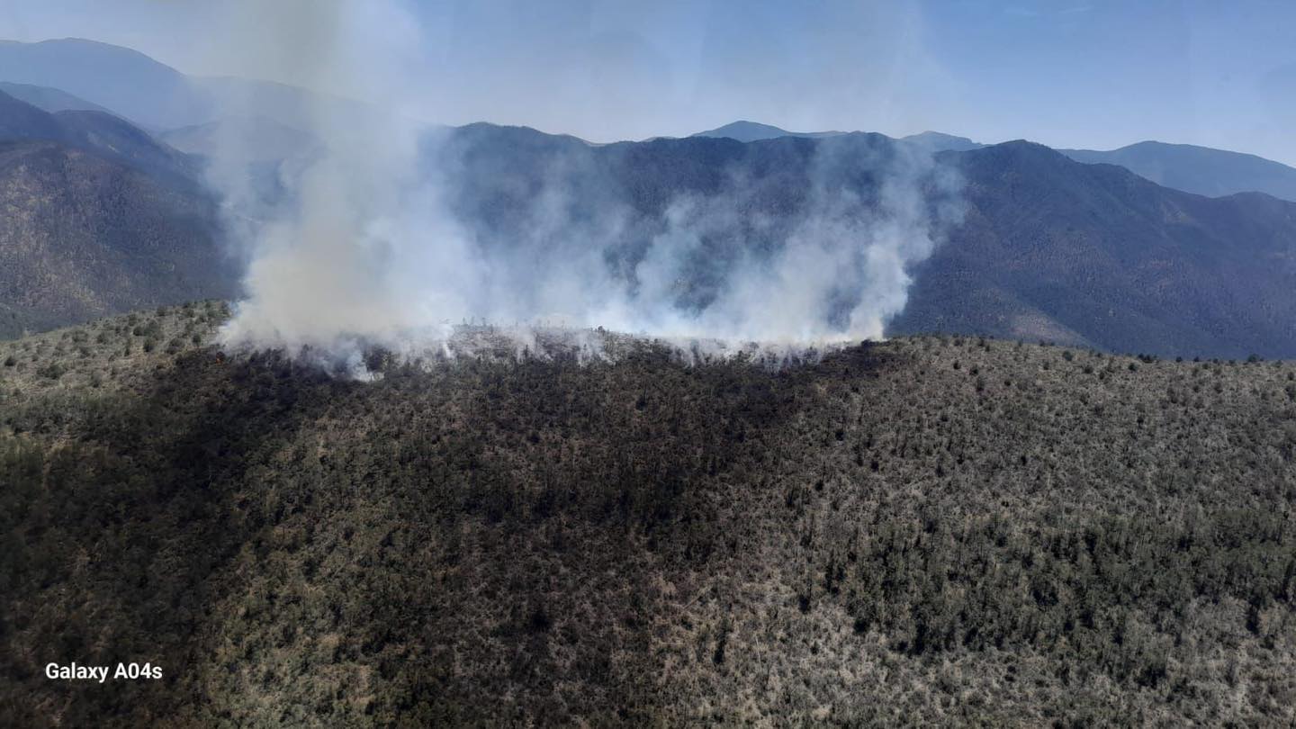 Incendio en Sierra La Roja; se suman cien brigadistas