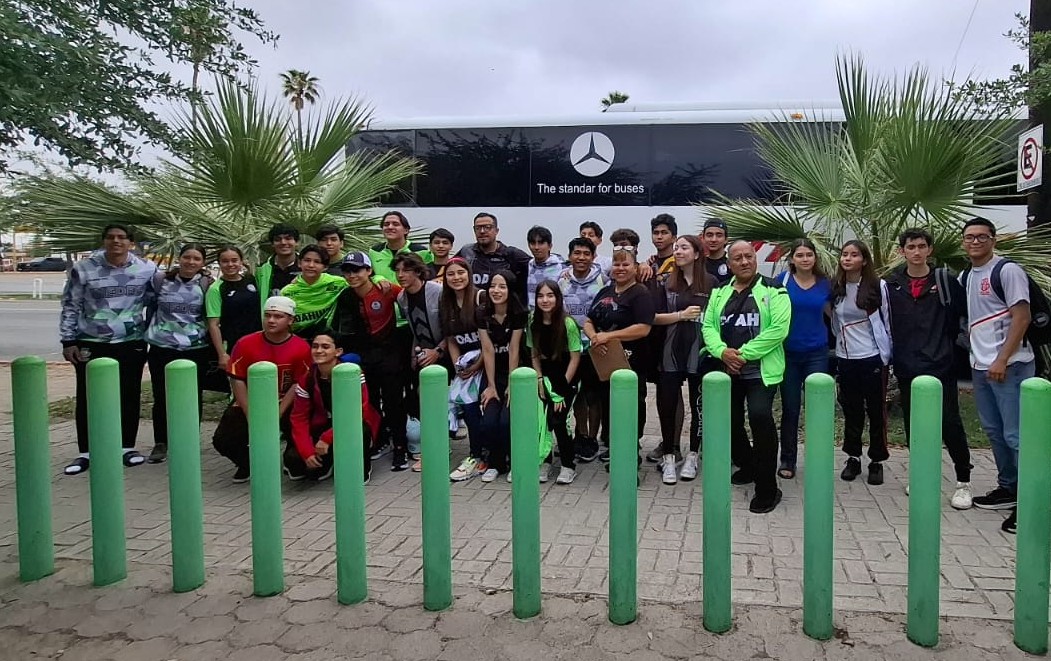 Van 35 jóvenes karatecas al nacional en Campeche