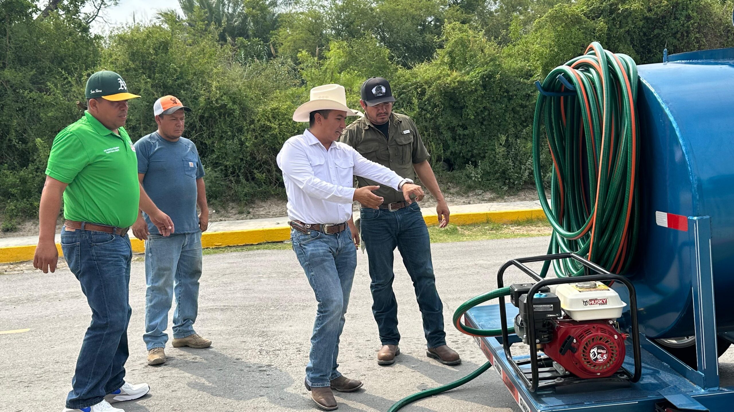 Combate Candela desabasto de agua