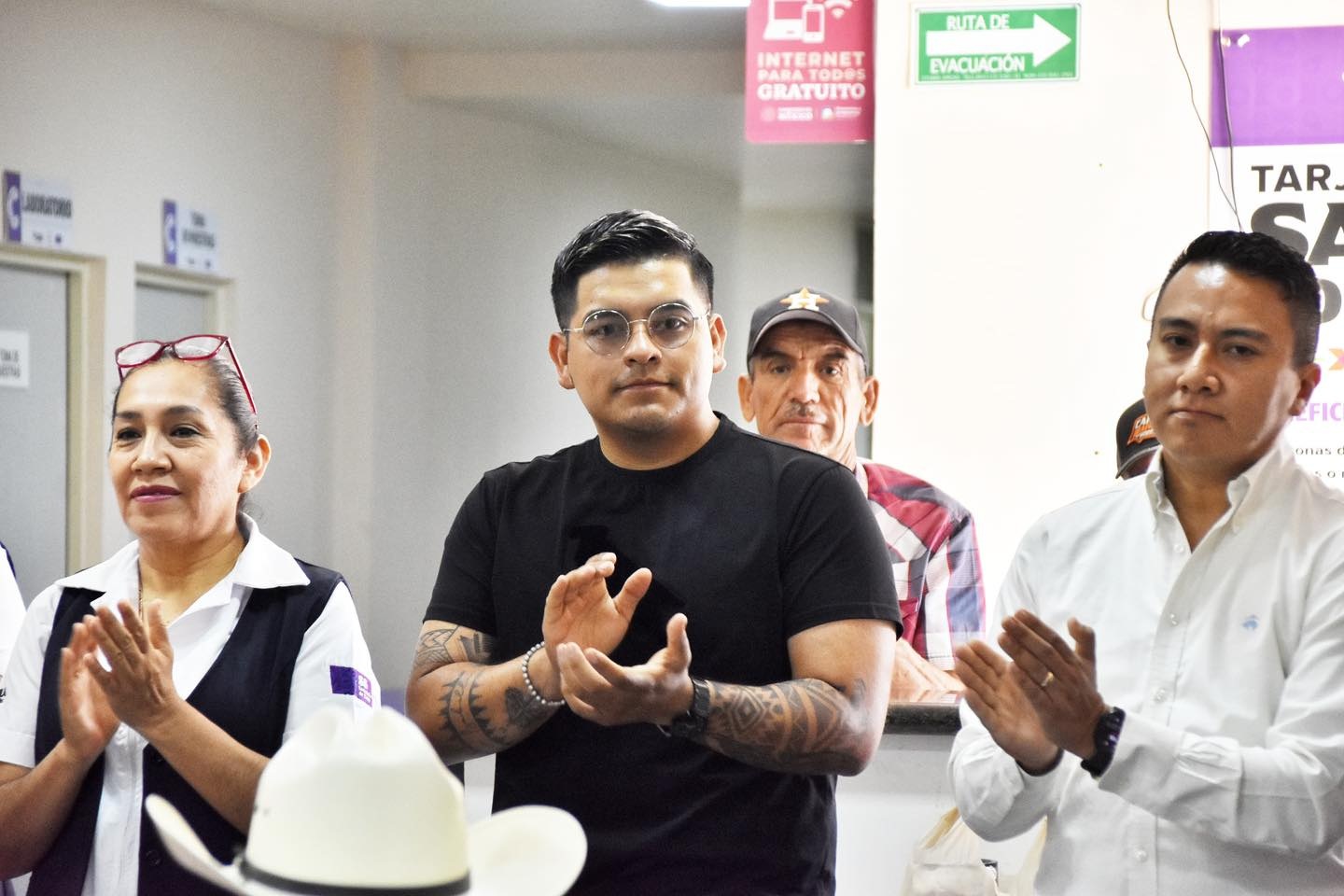 Apoya Leija a pacientes con cataratas y pterigión