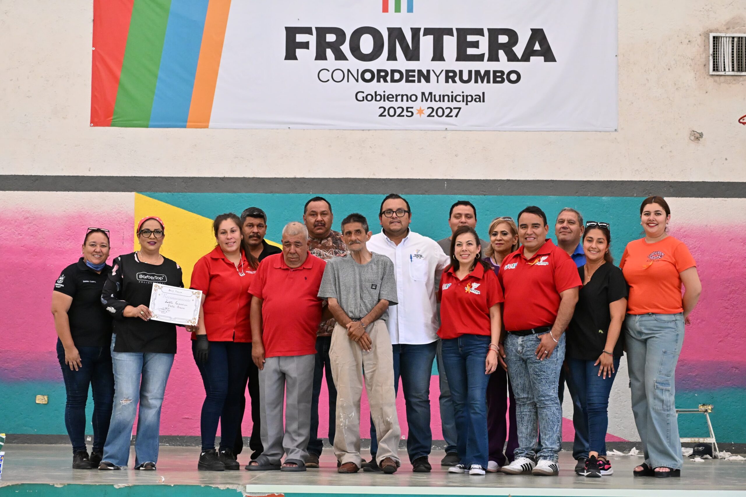 Va Sari por atención médica y  humana a grupos vulnerables