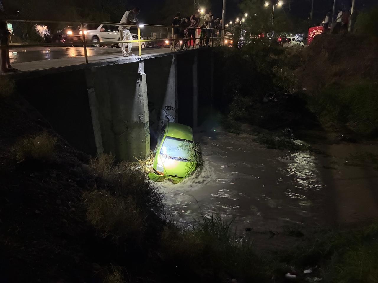 Desata torrencial caos en Monclova