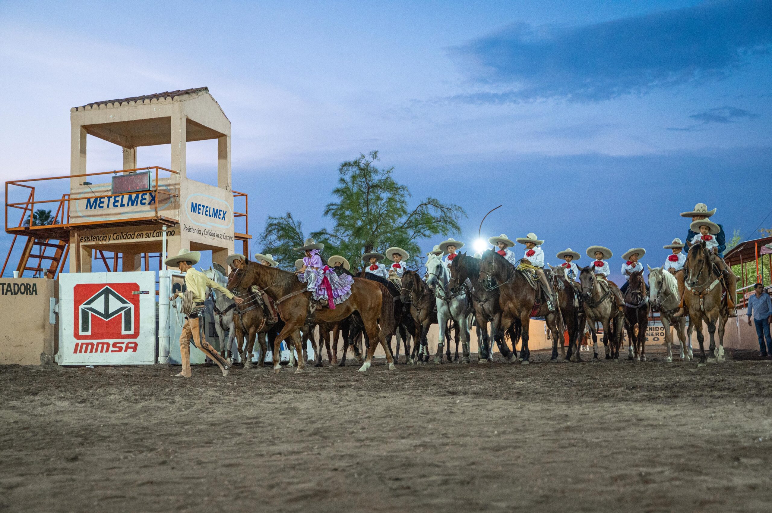 Inaugura Carlos Villarreal Campeonato Charro 2025