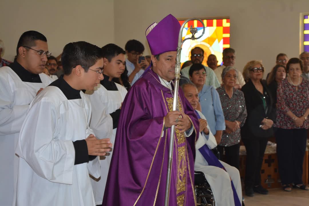 Invita Iglesia a Funeral Diocesano por el Papa