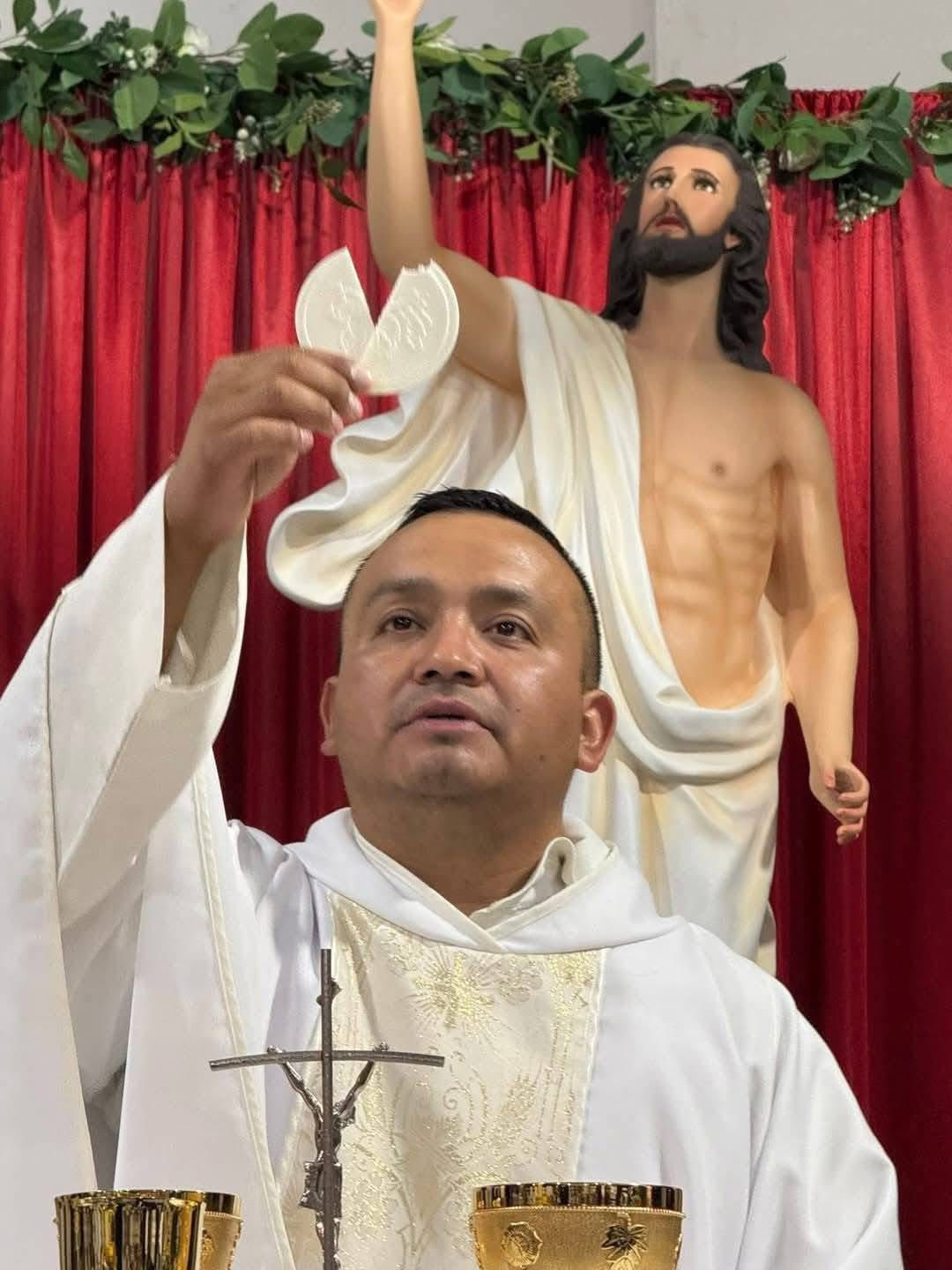 Sufre sacerdote grave accidente