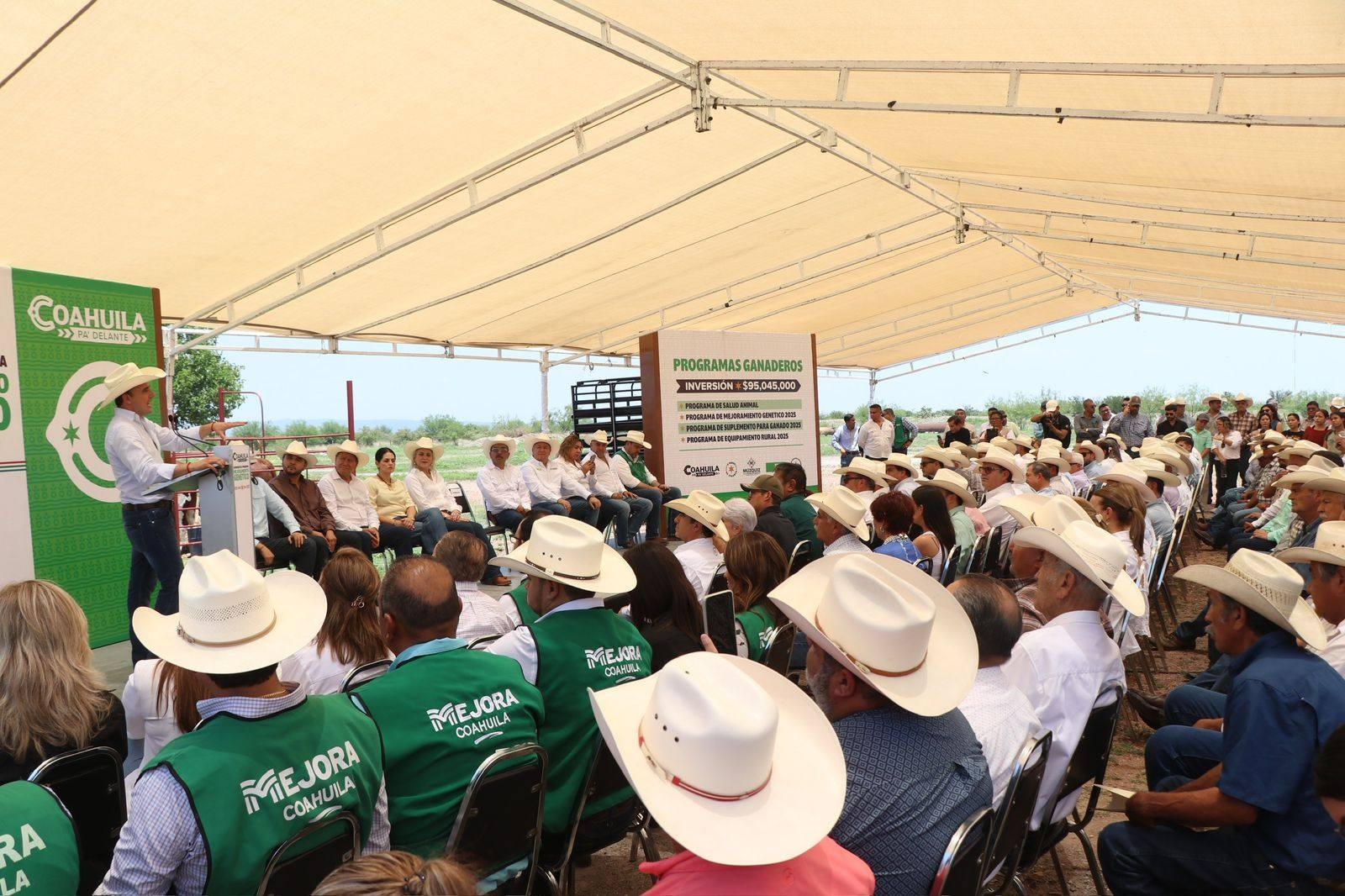 Reconoce Óscar Ríos Apoyo de Manolo al campo de SJS