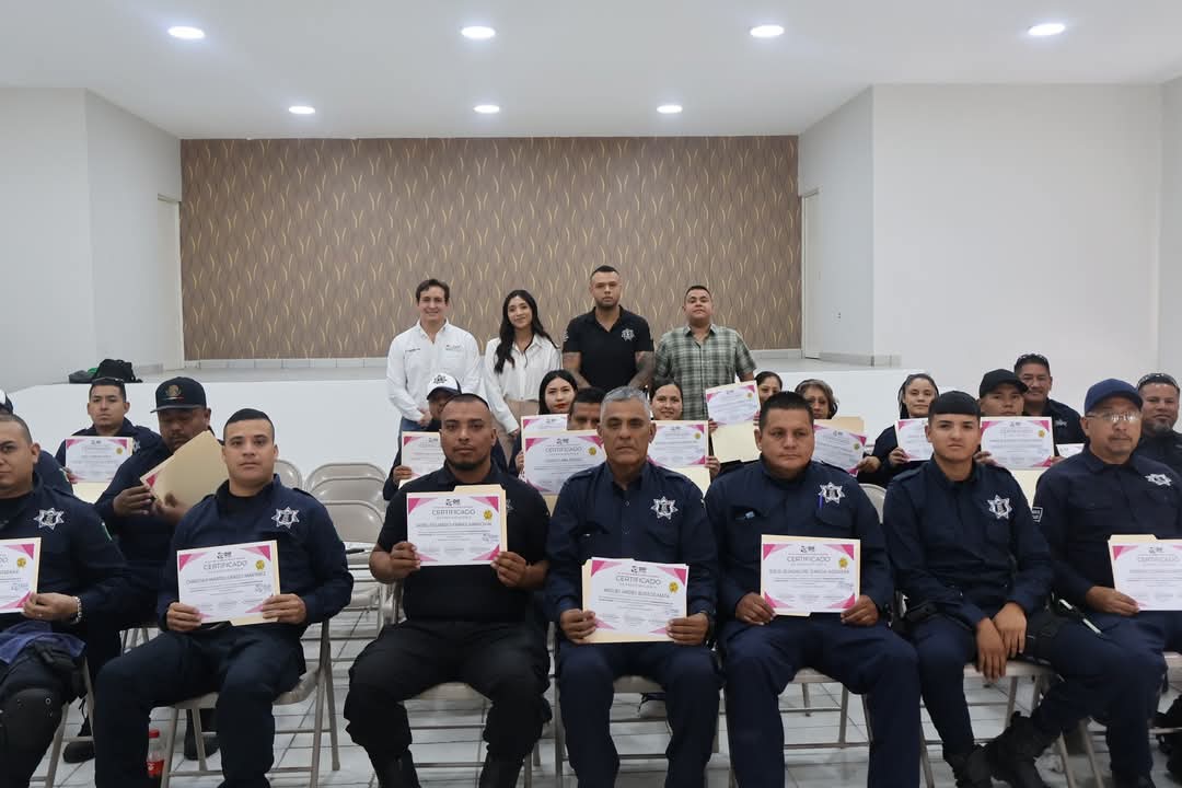 Participan policías en taller psicológico