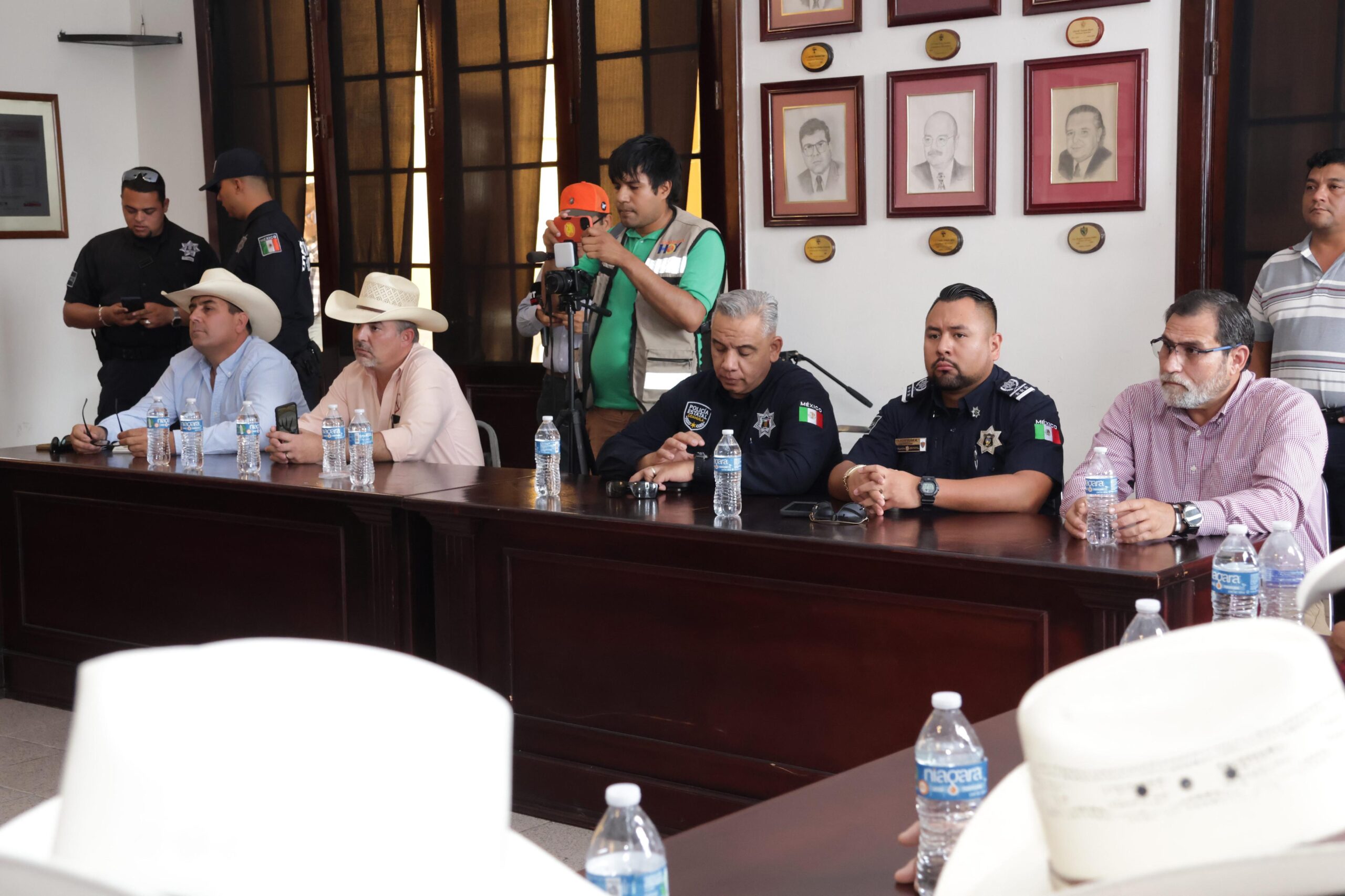 Anuncia Sabinas programa para reducir índice de accidentes por semovientes sueltos