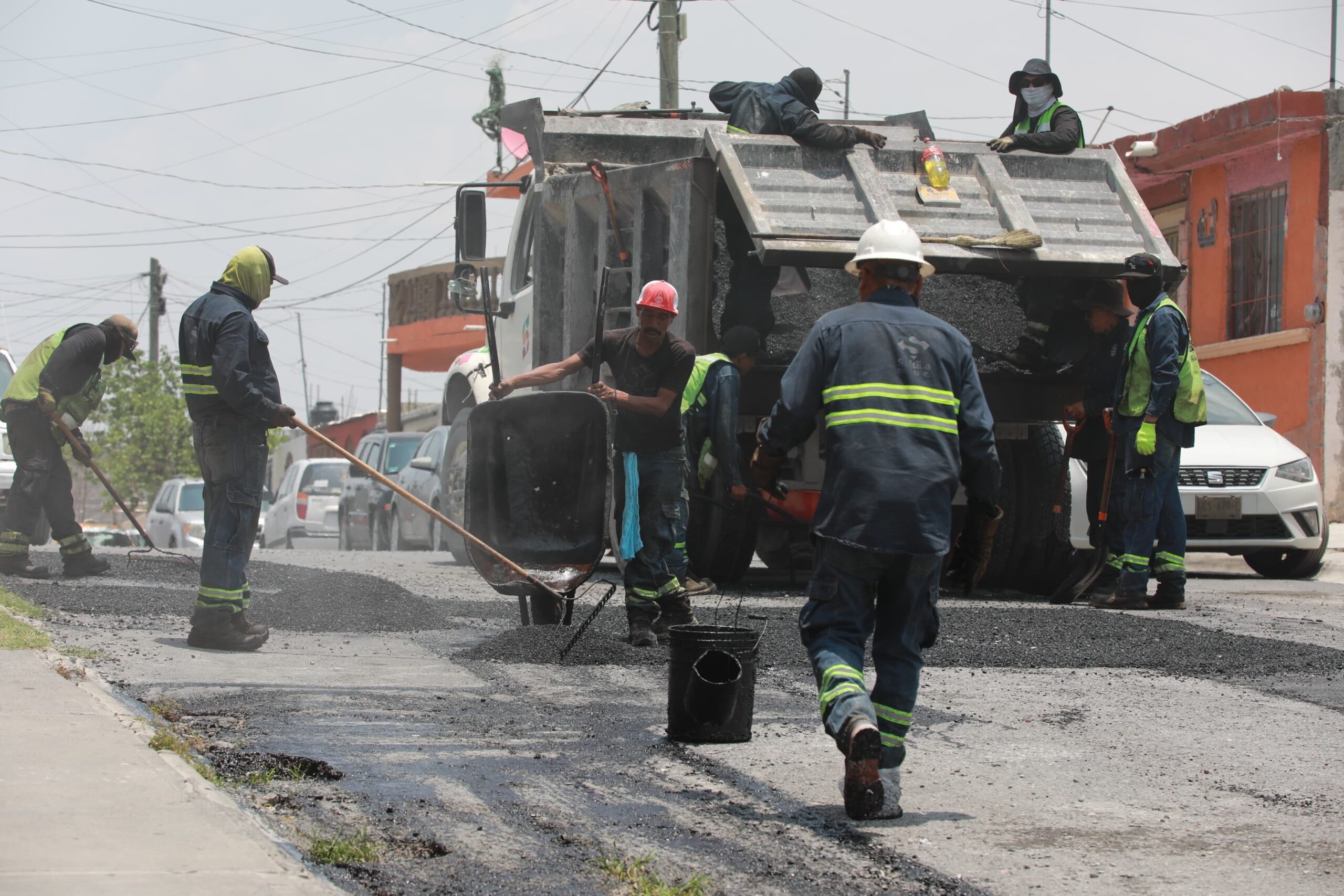 Fortalecen bacheo con programa “Aquí Andamos”