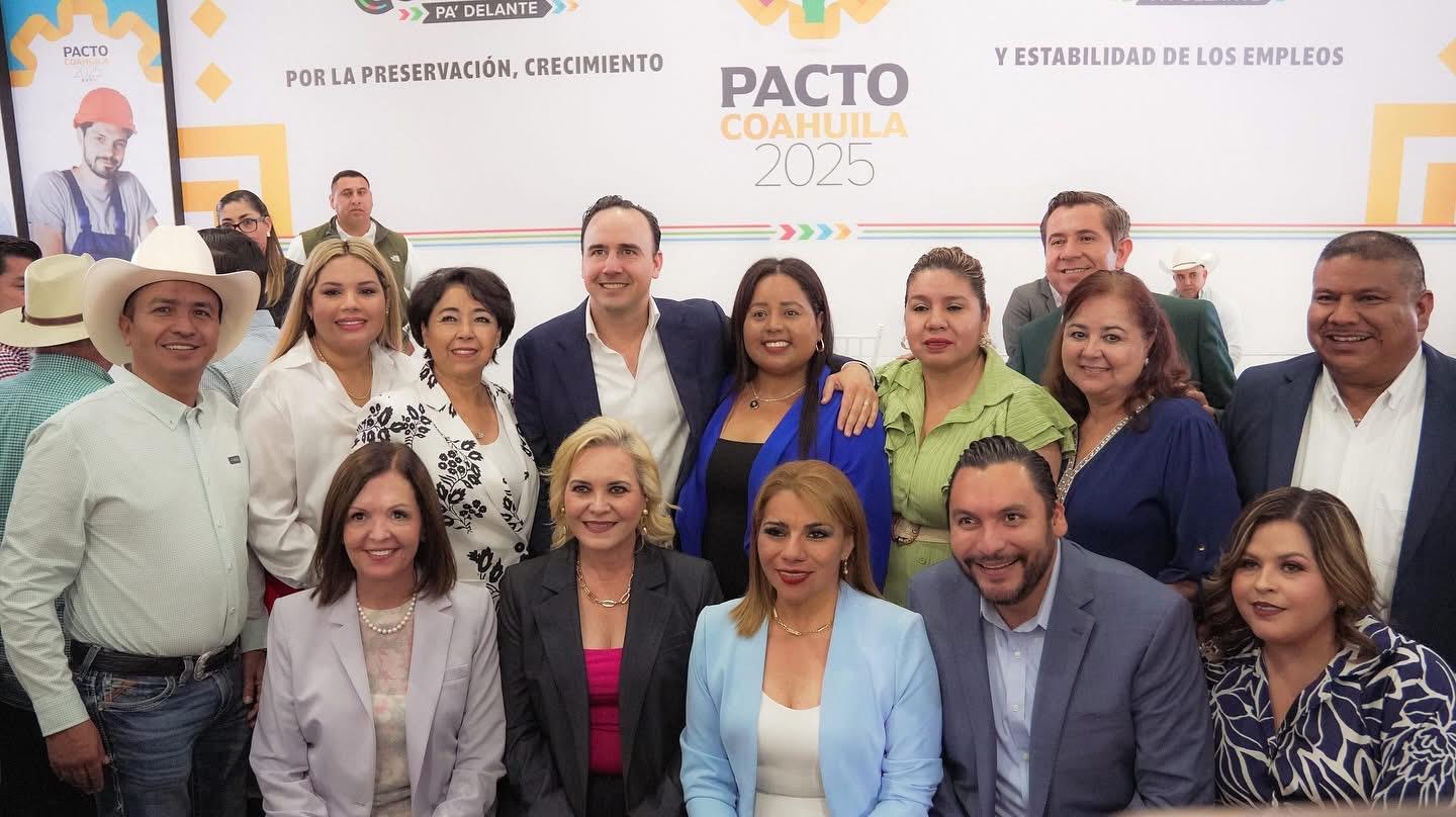 Participa Carlos en firma del Pacto Coahuila 2025