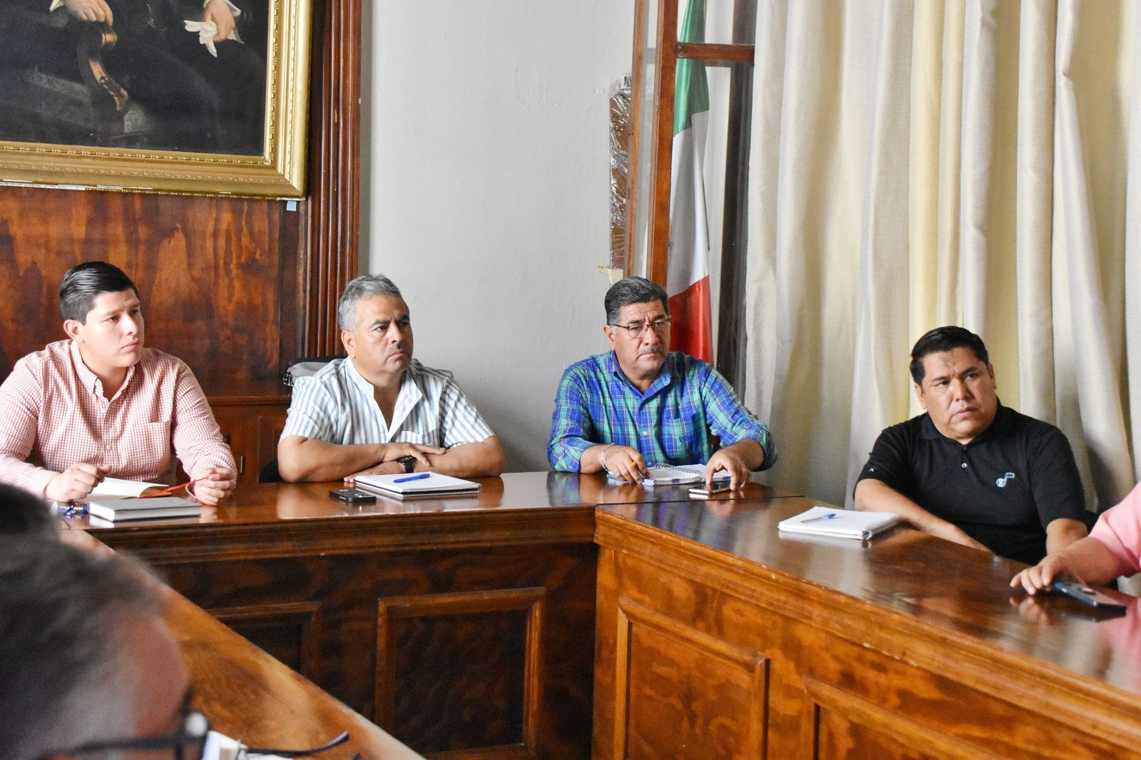Se reúne Víctor Leija con directivos de la Fundación Pro Cuatro Ciénegas