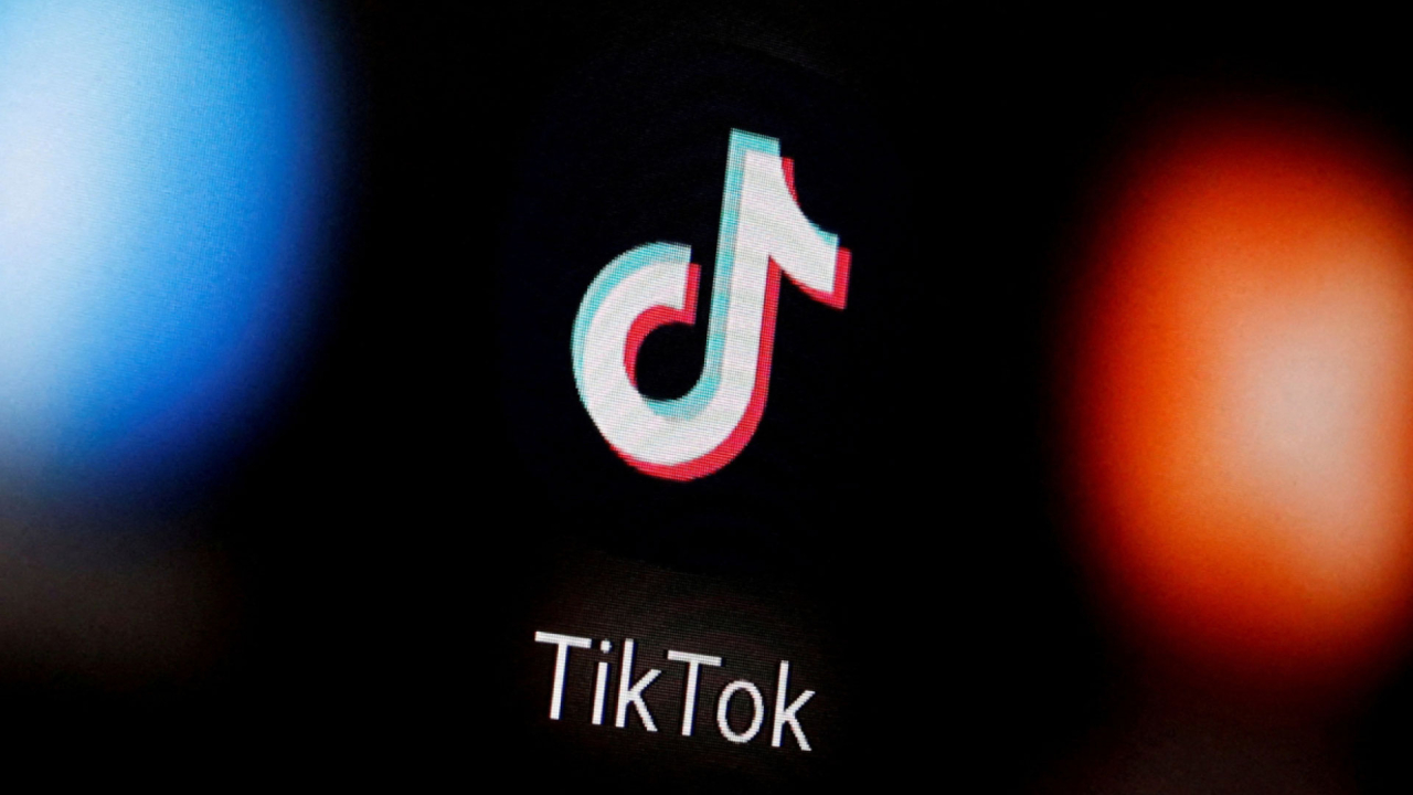 La Unión Europea acusa a TikTok por falta de transparencia con su publicidad