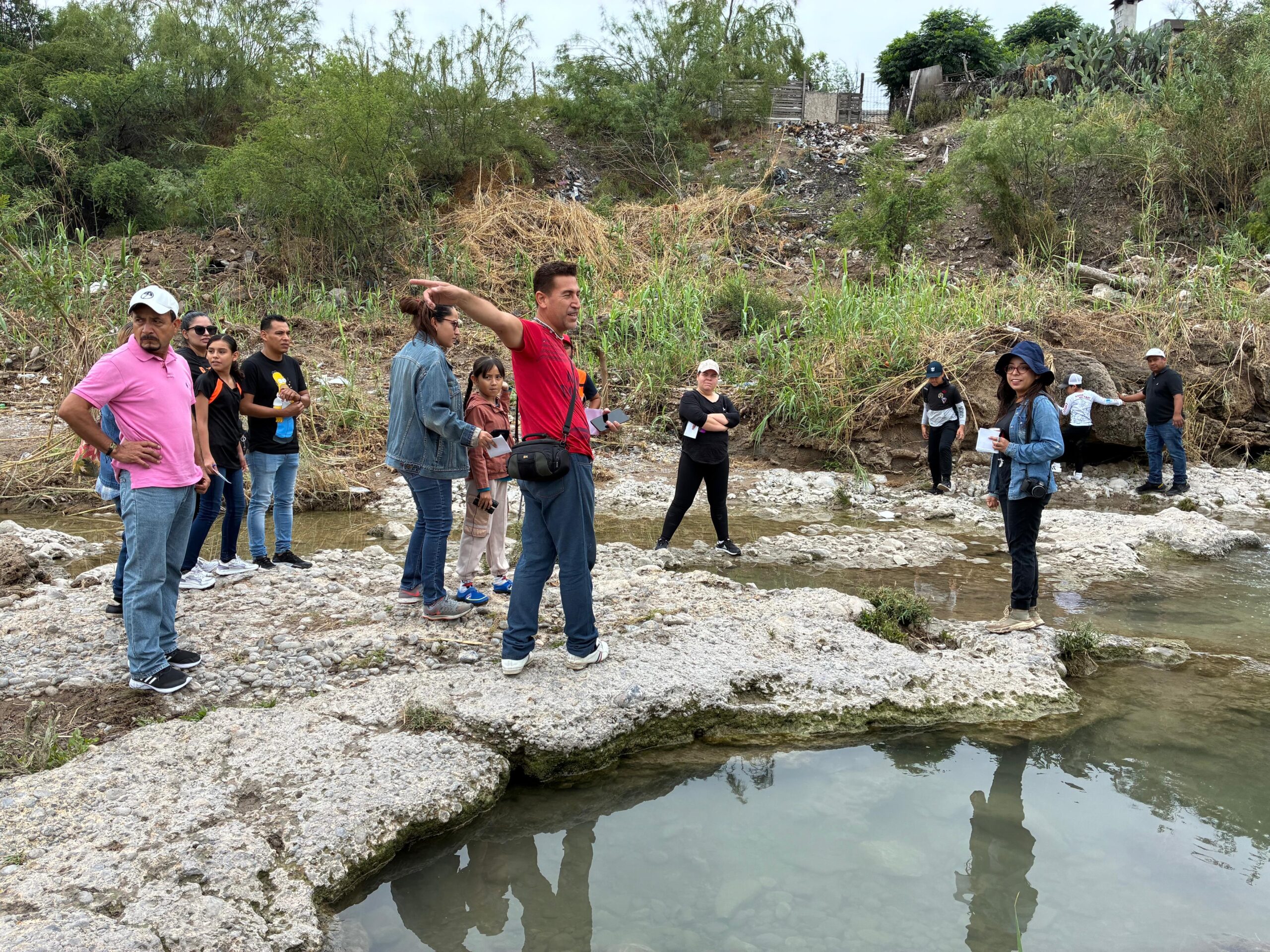 Realizan paseo familiar en el paraje San Pedro