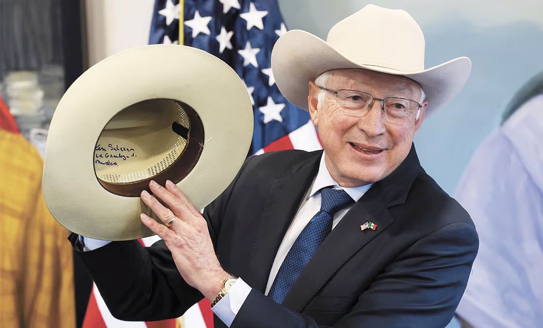 Falta de respeto incluir a México en lista de enemigos de EU; Ken Salazar