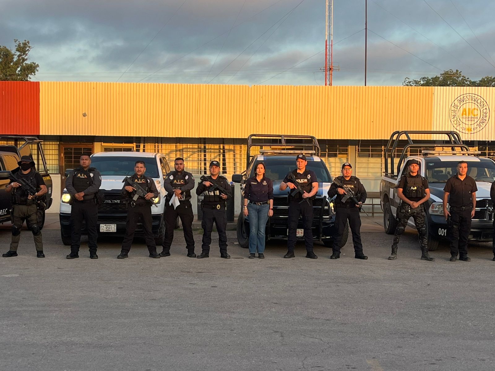 Caen cuatro en cateo por drogas en Rosita