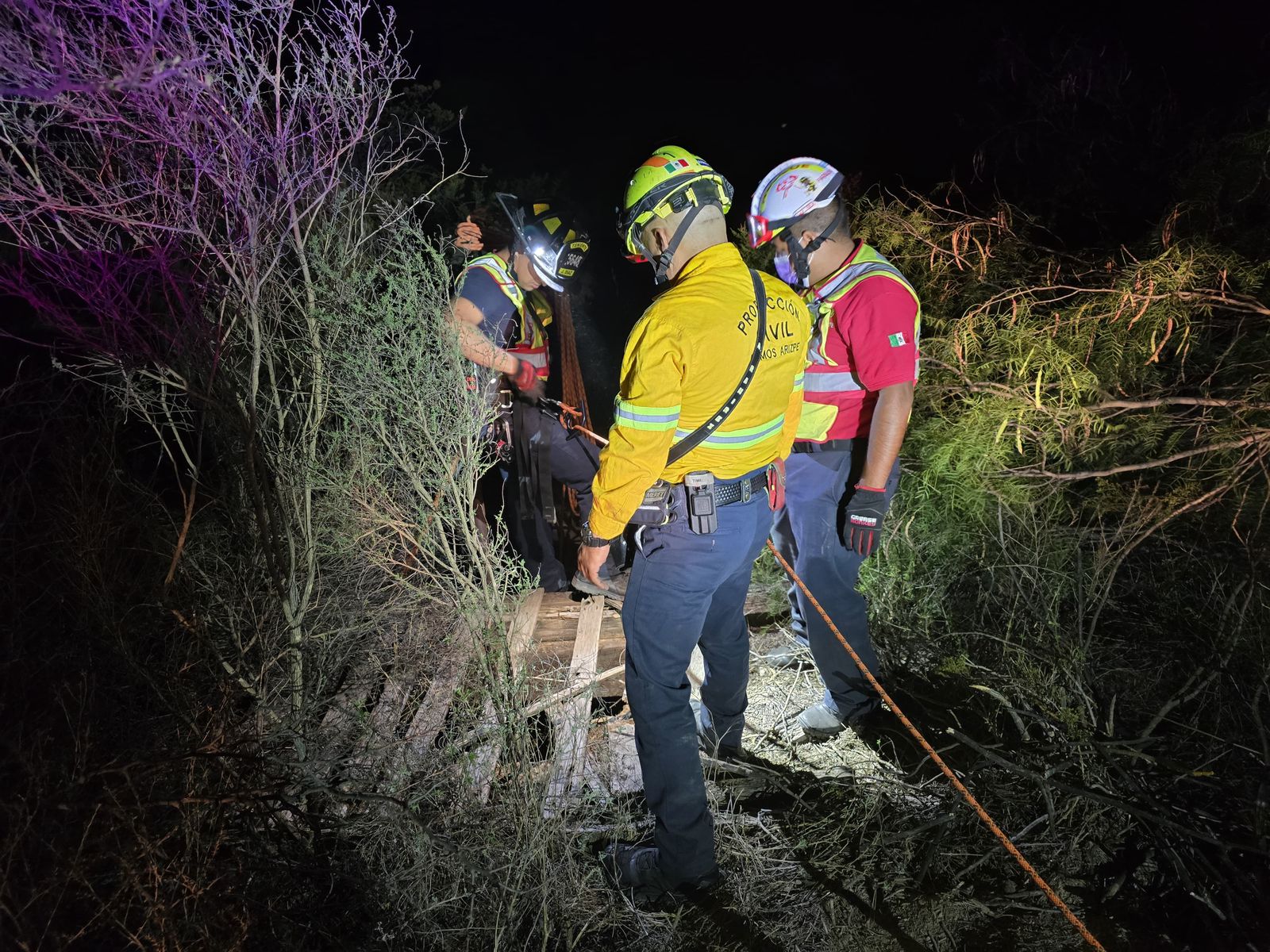 Muere joven tras caer en noria de 25 metros