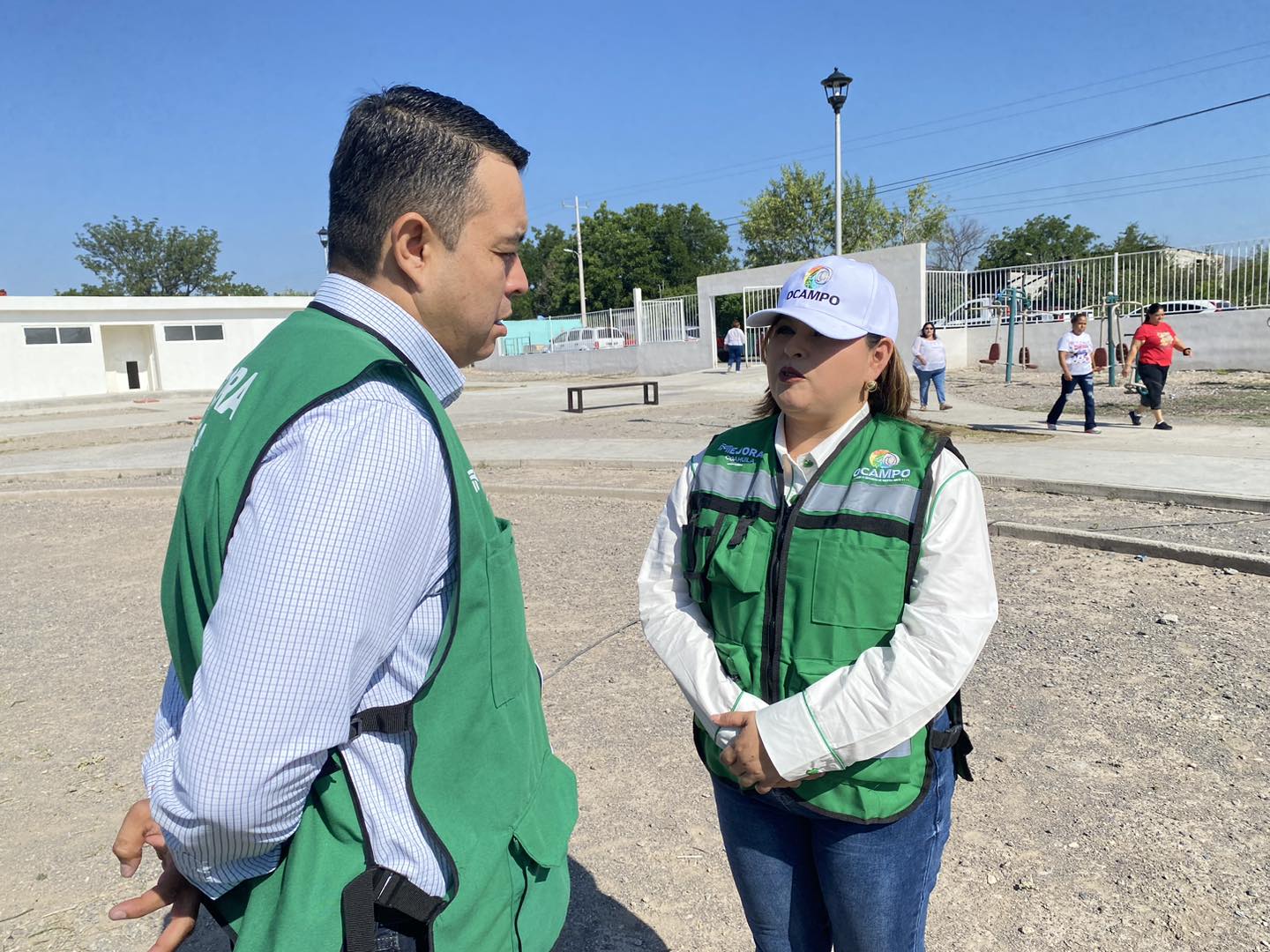 Procura Adriana a los ocampenses