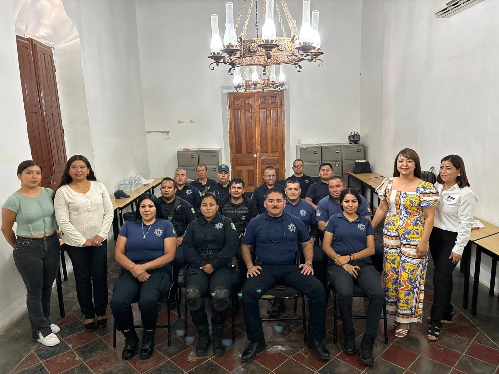 Policías de Parras participan en taller de Control de Emociones