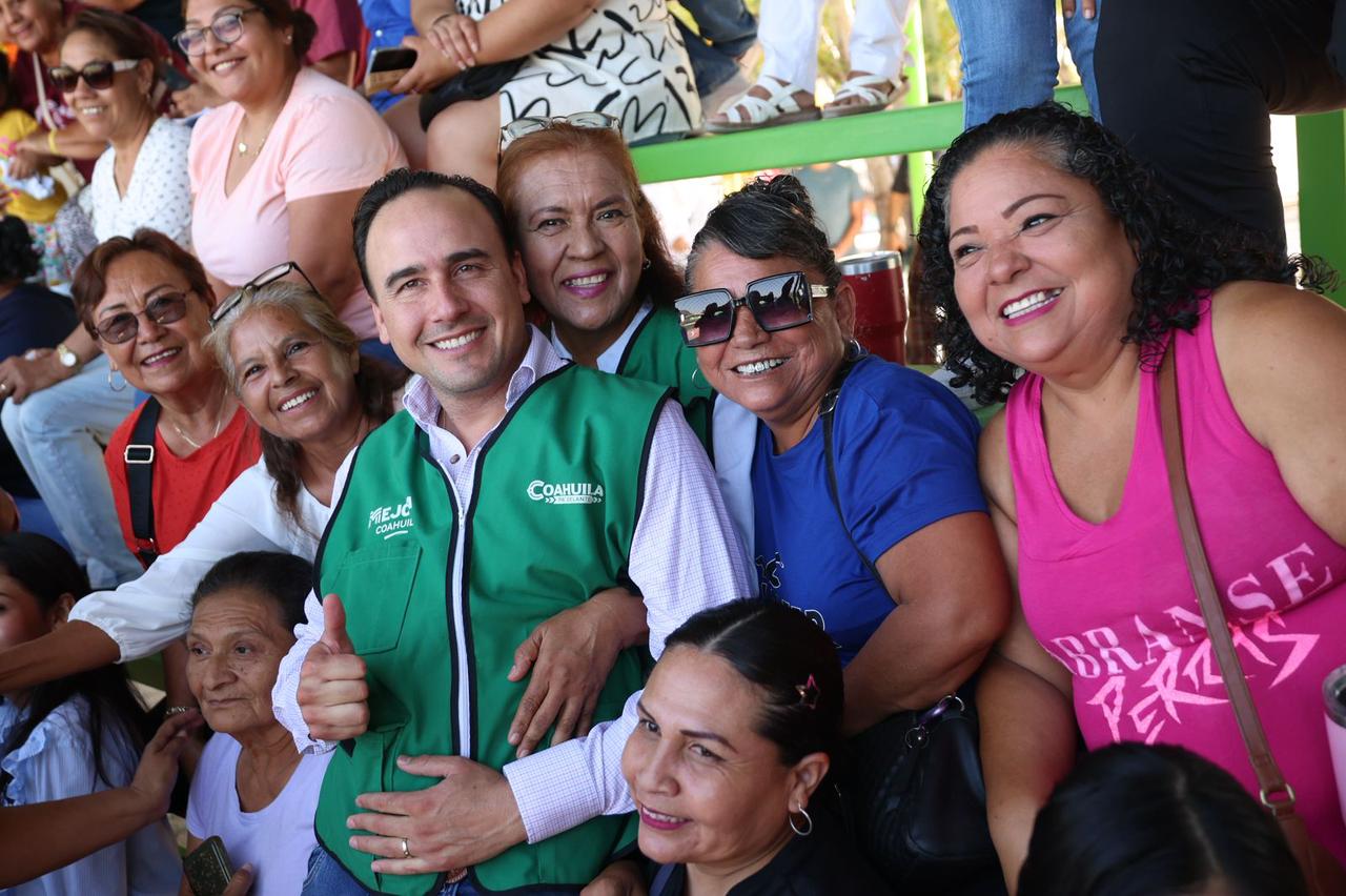 SEGUIMOS LLEVANDO OBRAS SOCIALES A TODAS LAS REGIONES MANOLO