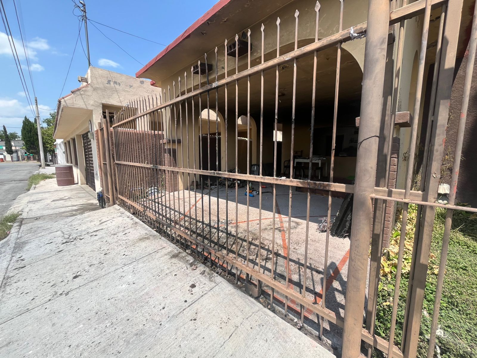 Muere víctima de explosión en casa 