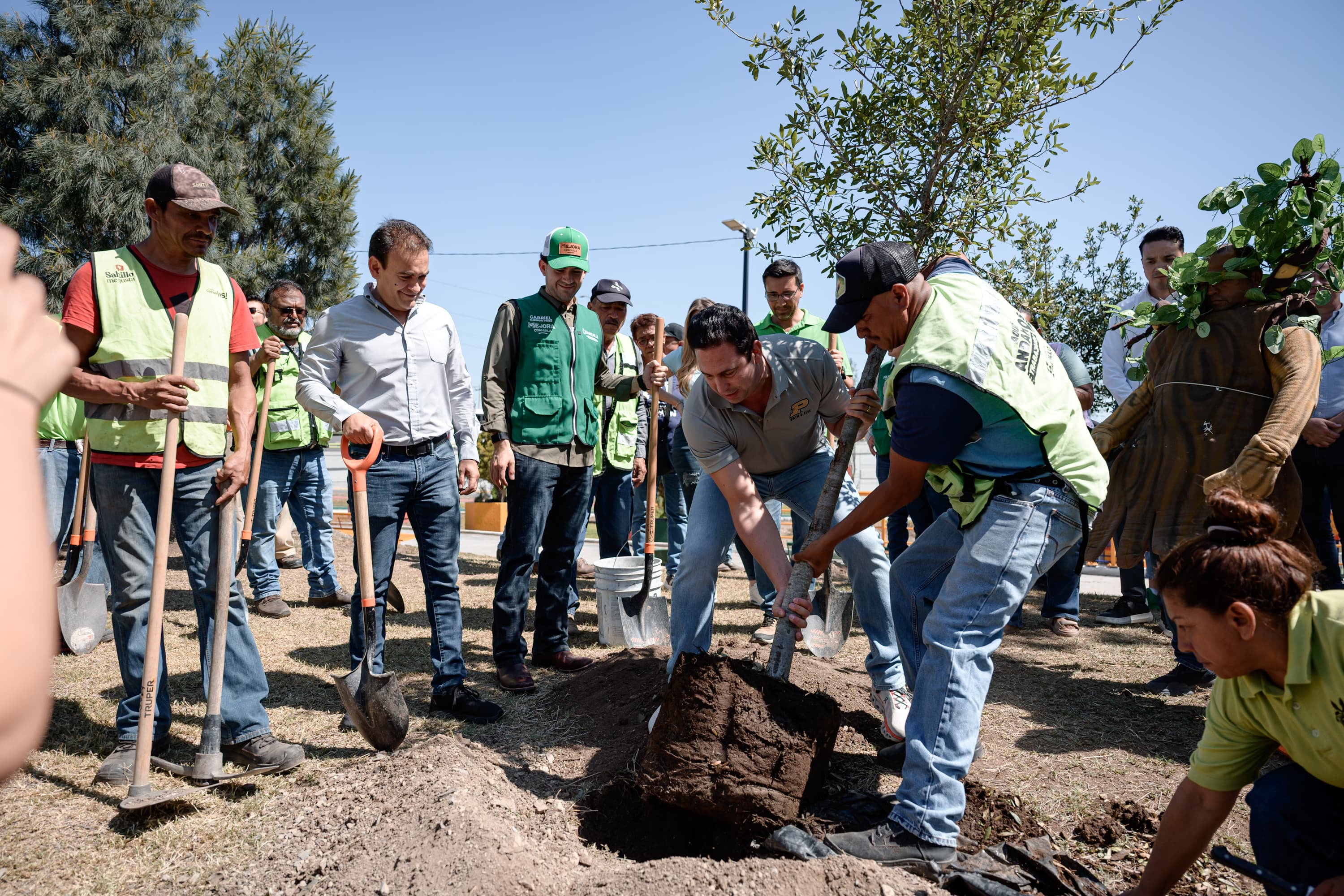 Saltillo se suma a jornada de reforestación: Javier Díaz