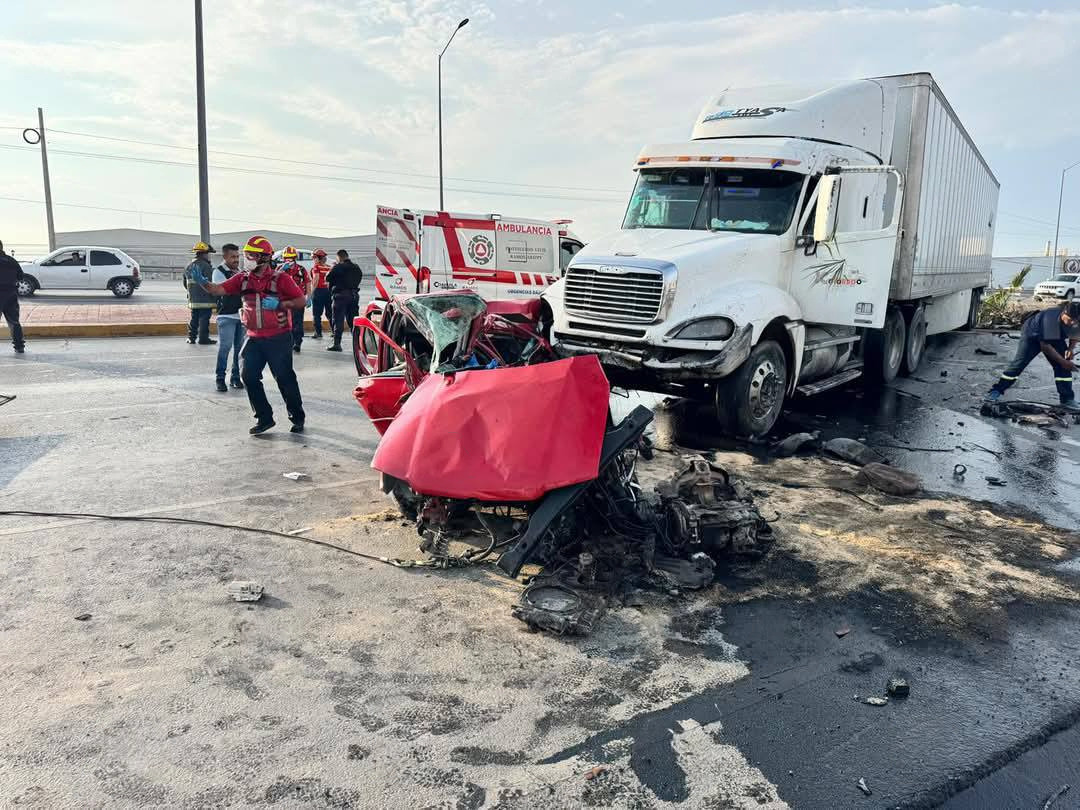 Colapsa megachoque vialidades en Ramos