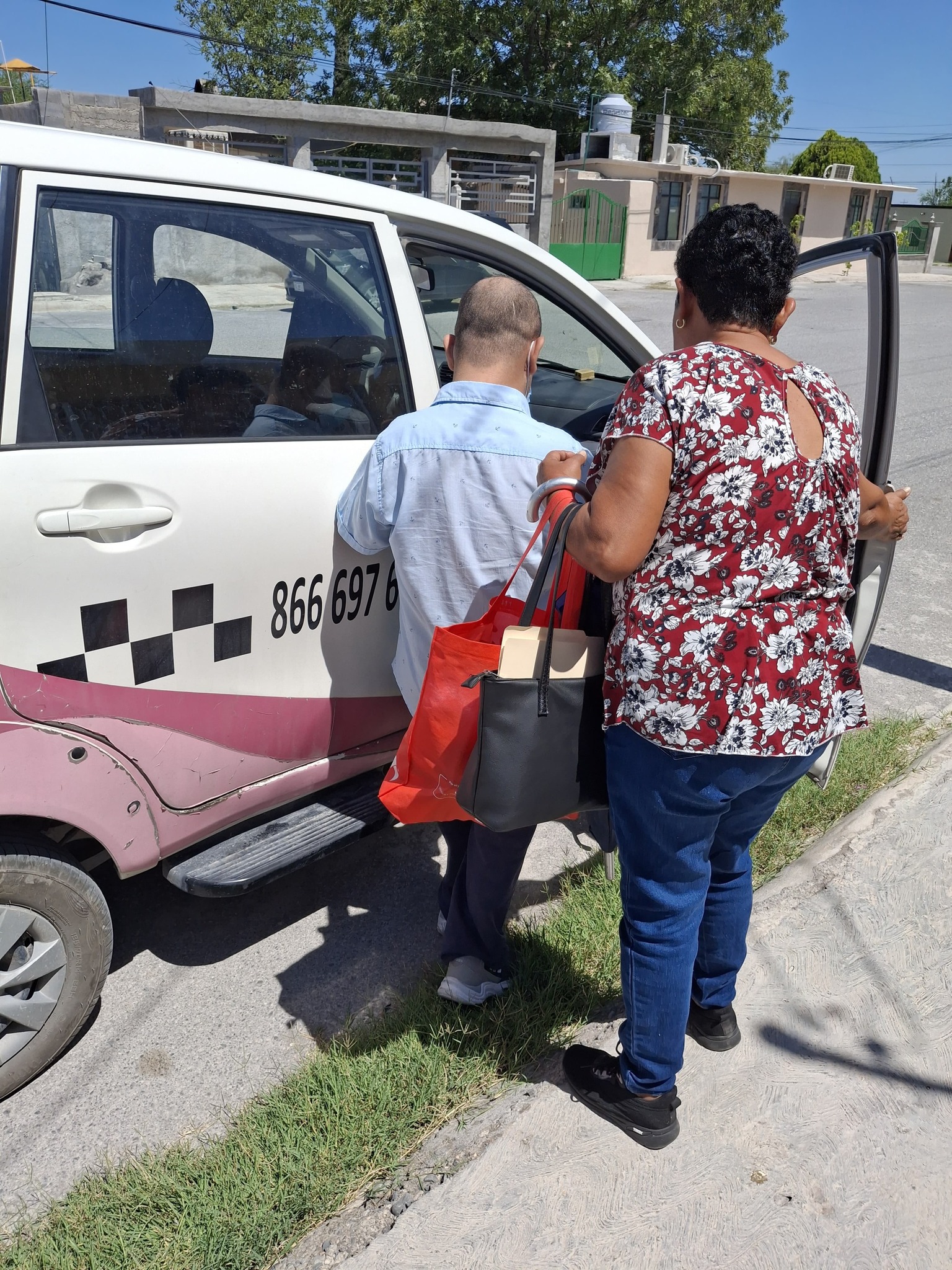 Apoya DIF Castaños a adultos mayores