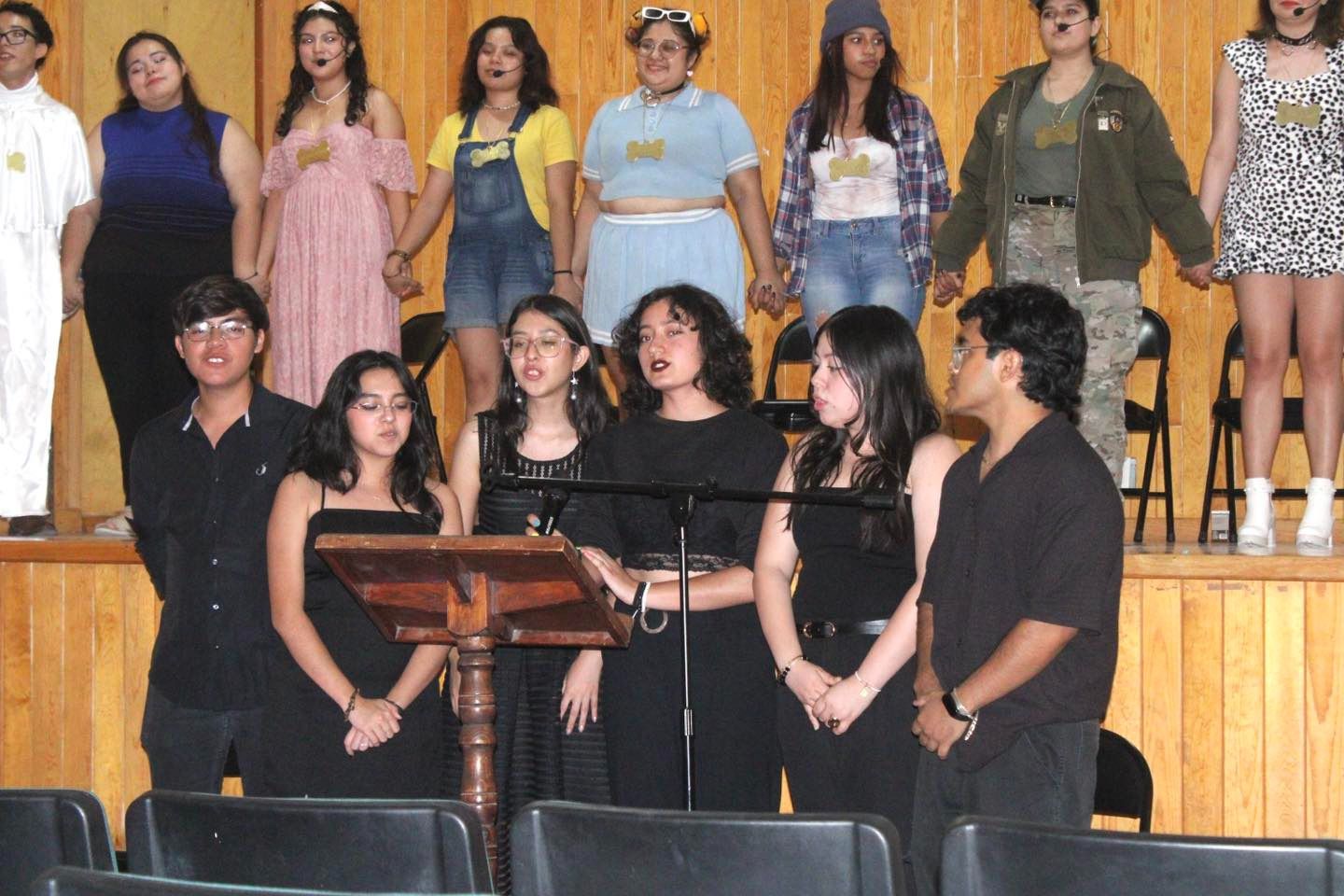 Unidos en empatía y teatro para cuidar a animales en 4-C