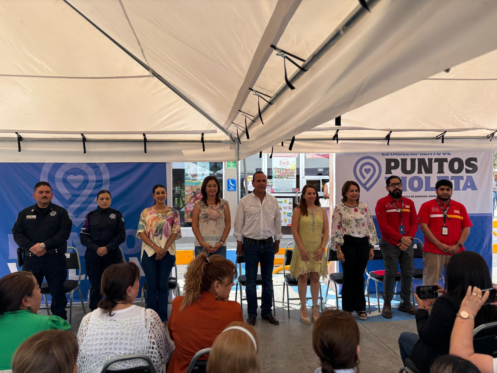 Parras protege a sus mujeres