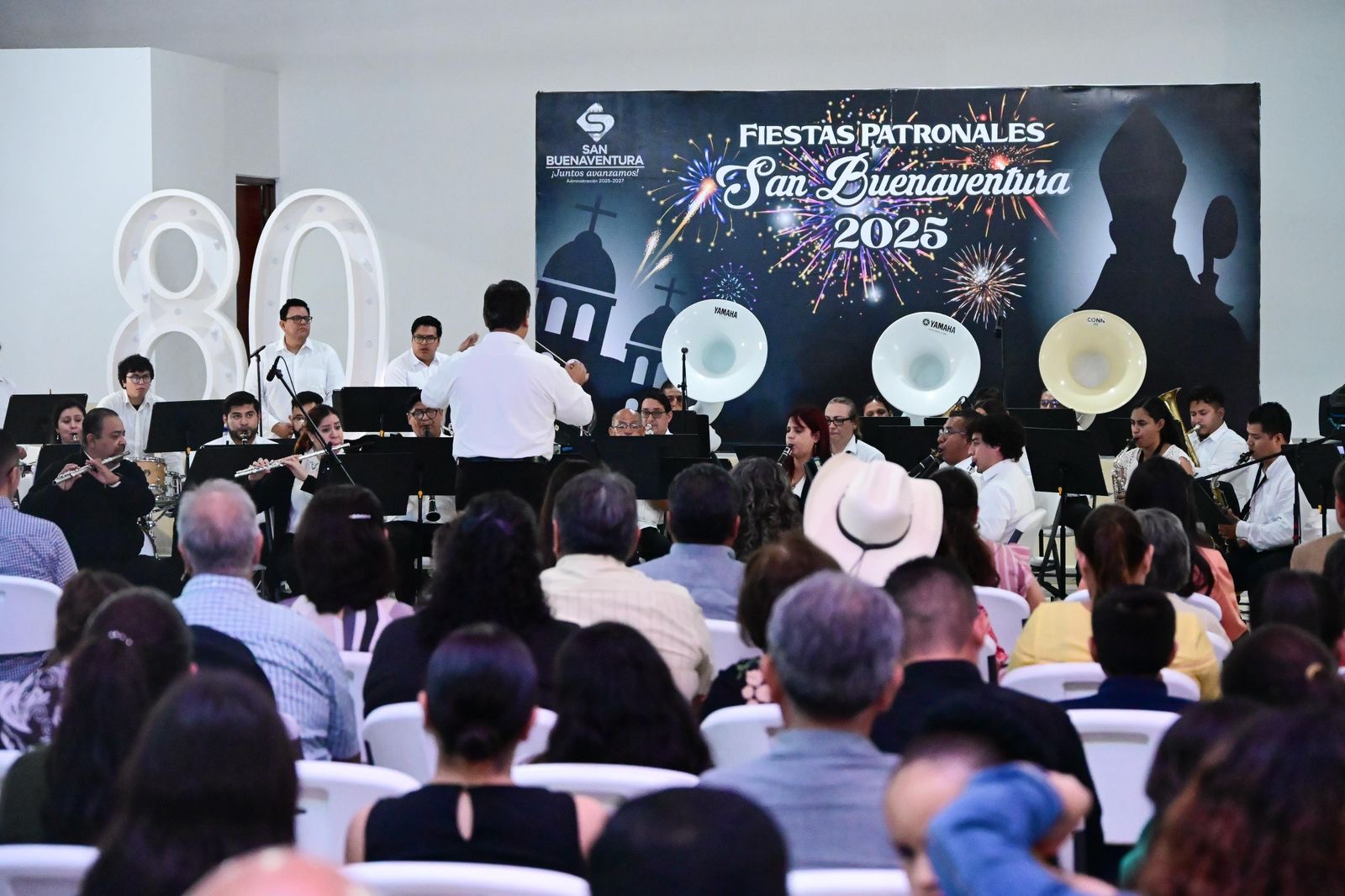 MAJESTUOSA PRESENTACIÓN DE LA BANDA DE COAHUILA EN SAN BUENA