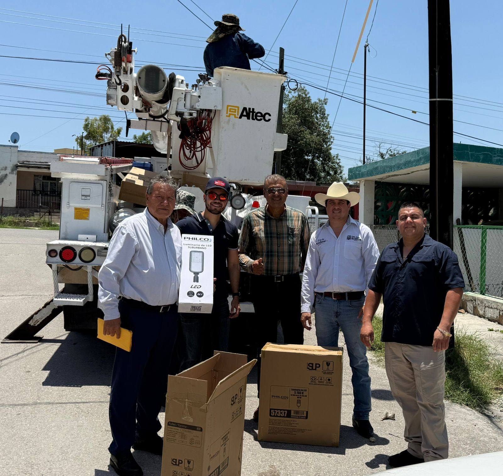 Ya van mil luminarias remplazadas en Rosita