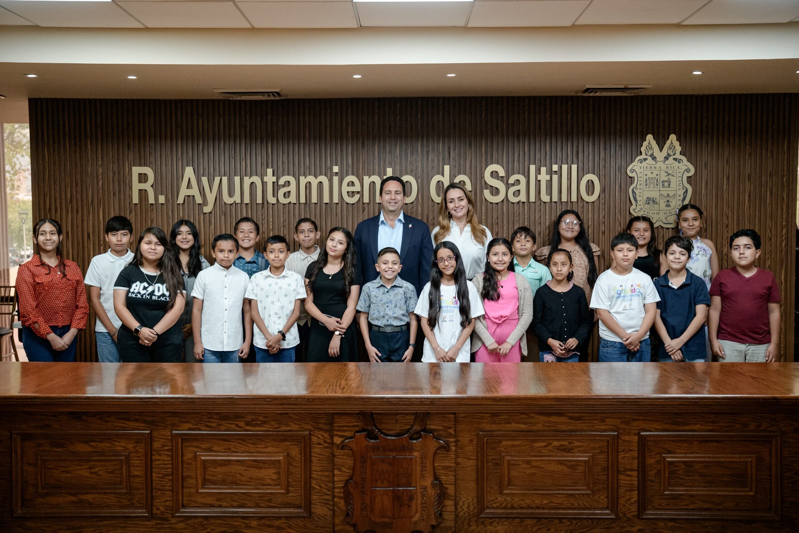Reiteran compromiso con la niñez y juventud