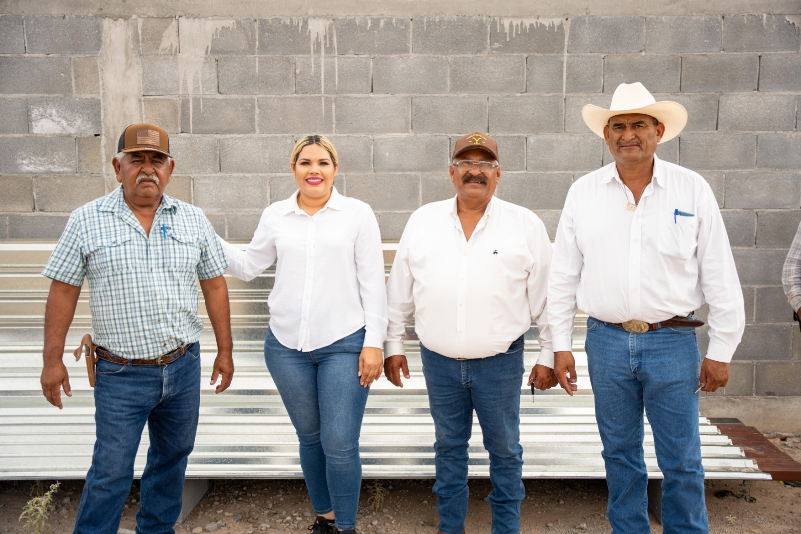 LLEVA YESICA SIFUENTES APOYOS A EJIDOS DE CASTAÑOS