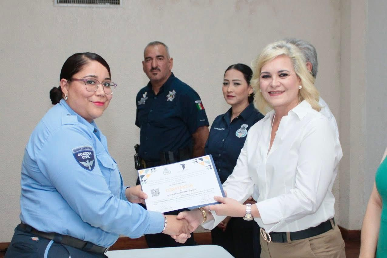 Reconocen en Múzquiz a elementos capacitados en justicia cívica