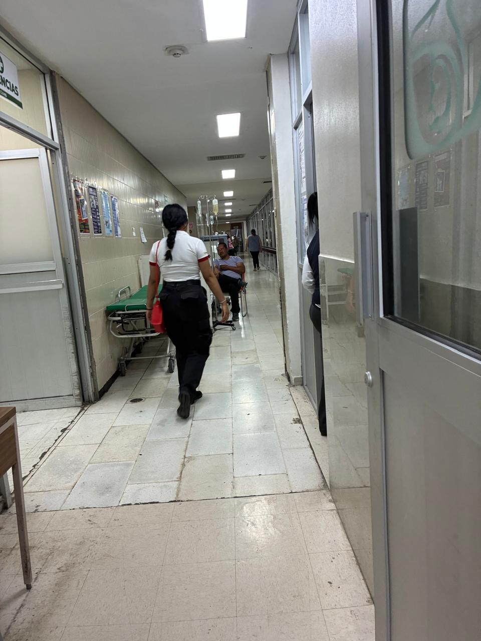 Persiste la falta de climas en Clínica 7