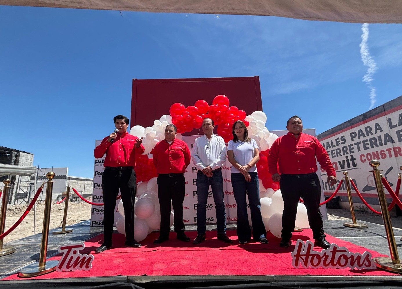 Arranca construcción de Tim Hortons en Parras