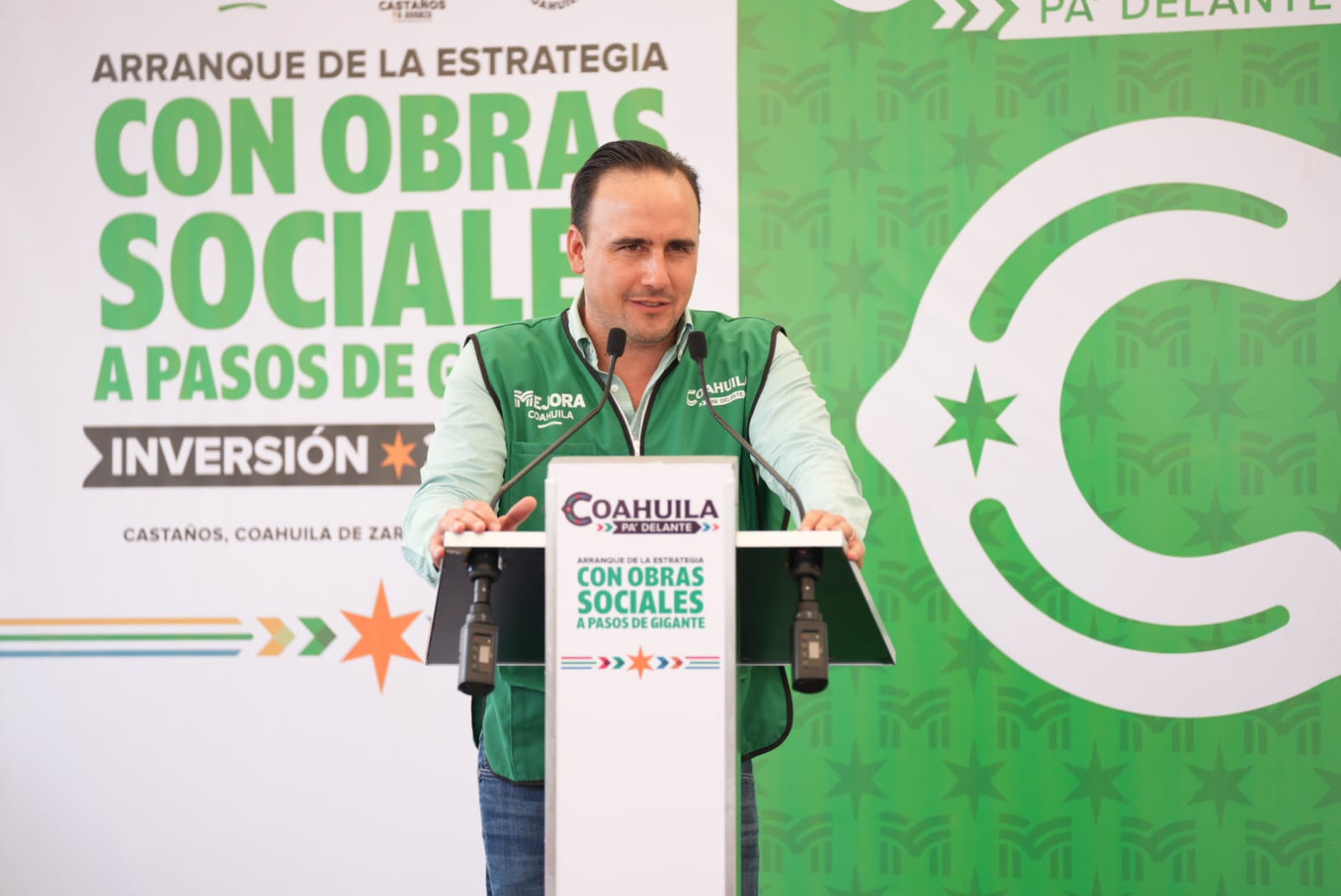 Arranca Manolo obras sociales en Castaños