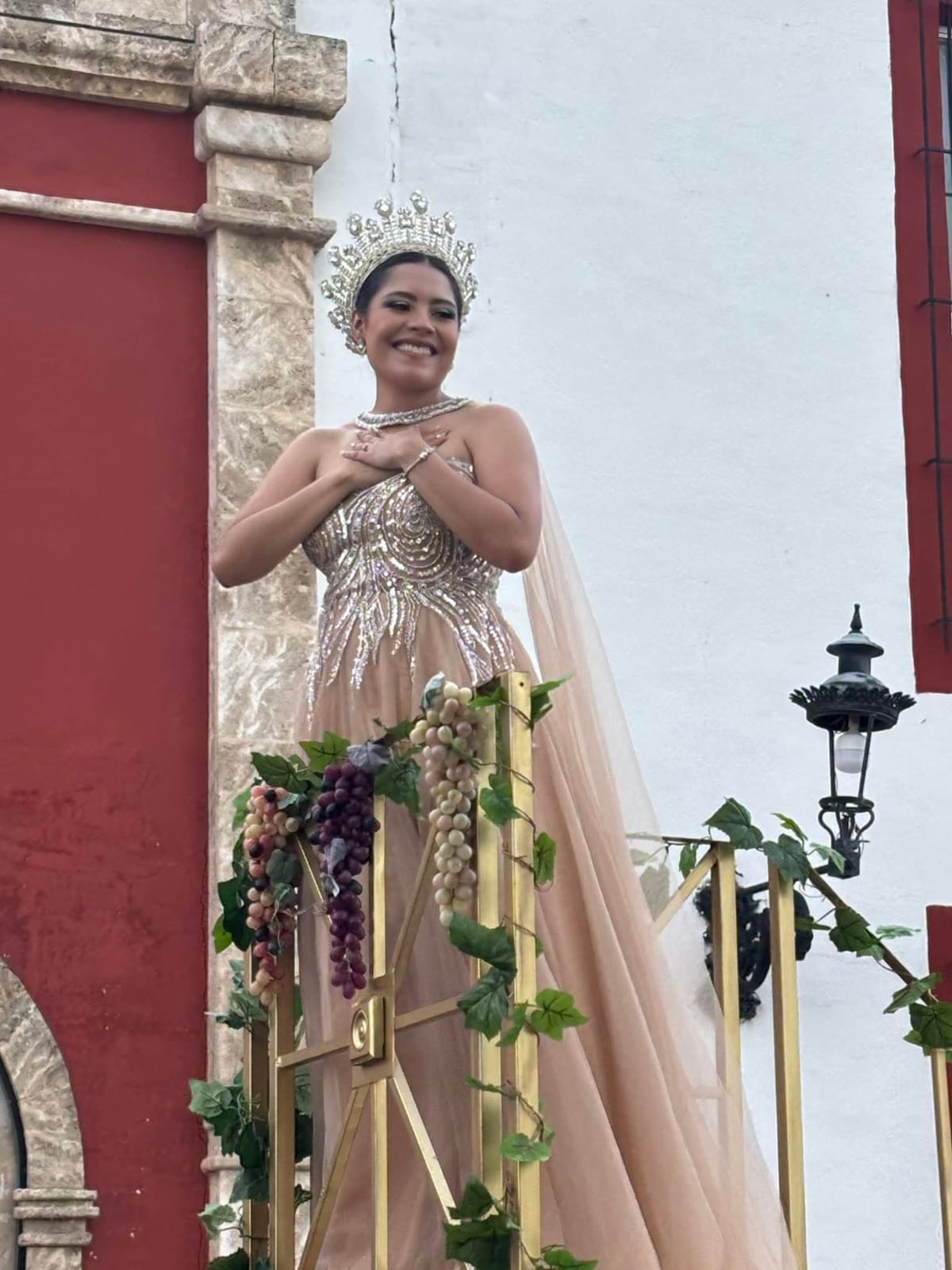 Cautiva a Parras Desfile Real 2025