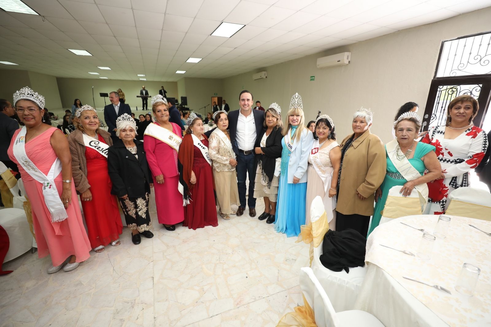 Lanza Ocampo convocatoria para Reina del Adulto Mayor