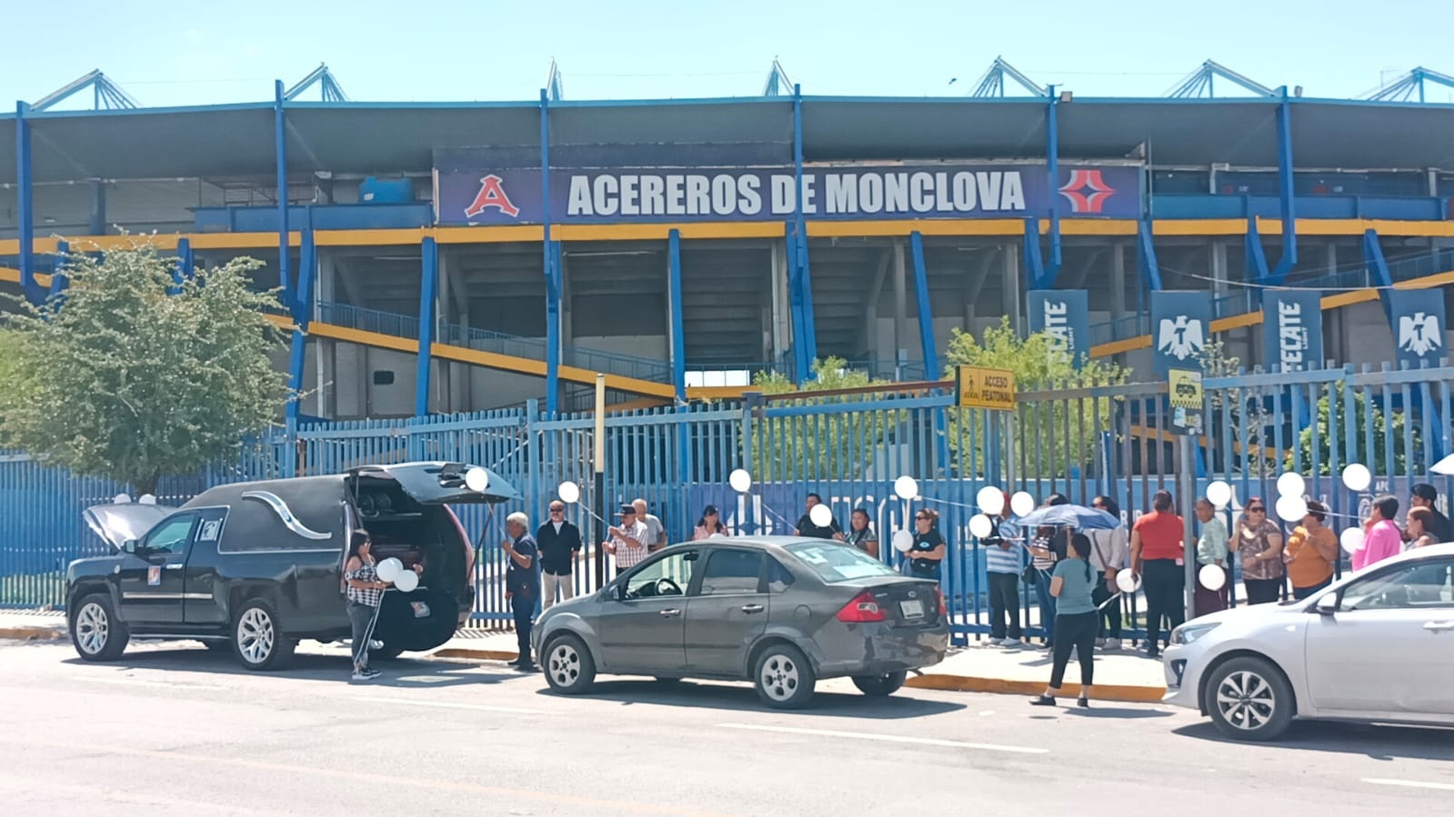 Hace Yésica Valdez última visita a estadio de Acereros