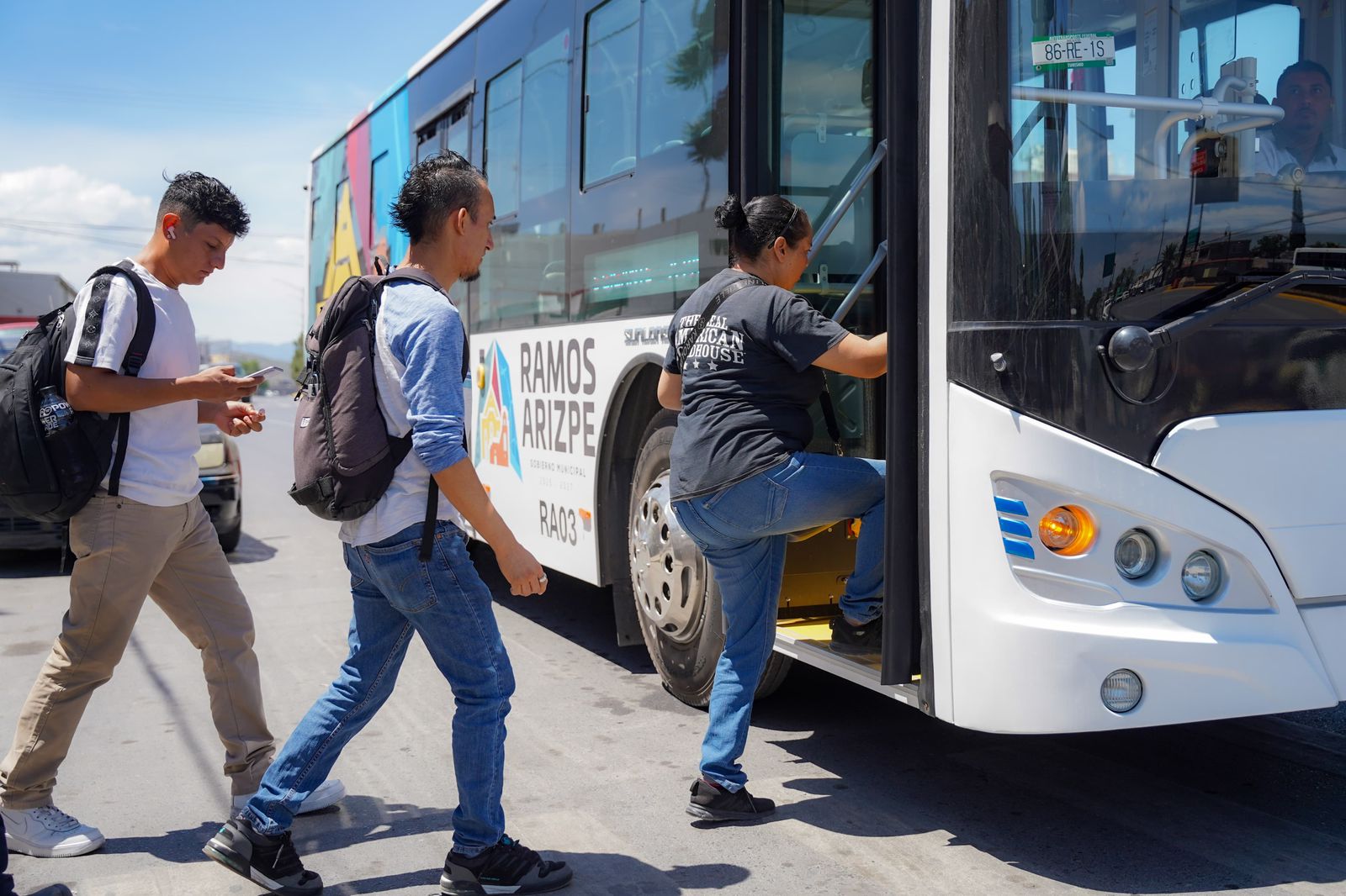 Celebran en Ramos transporte gratuito