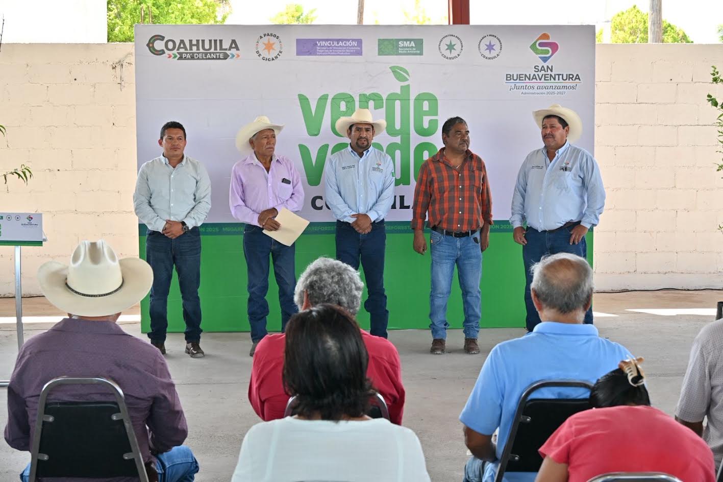 Facilitan reforestación en comunidades de San Buena