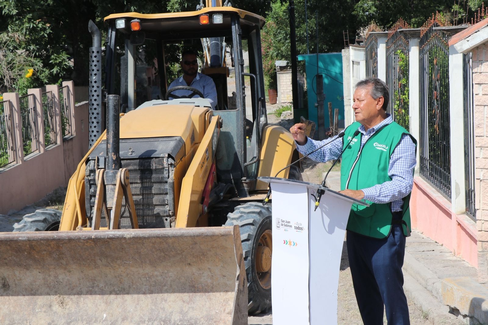 Inicia Óscar Ríos Pavimentación de la calle Guerrero