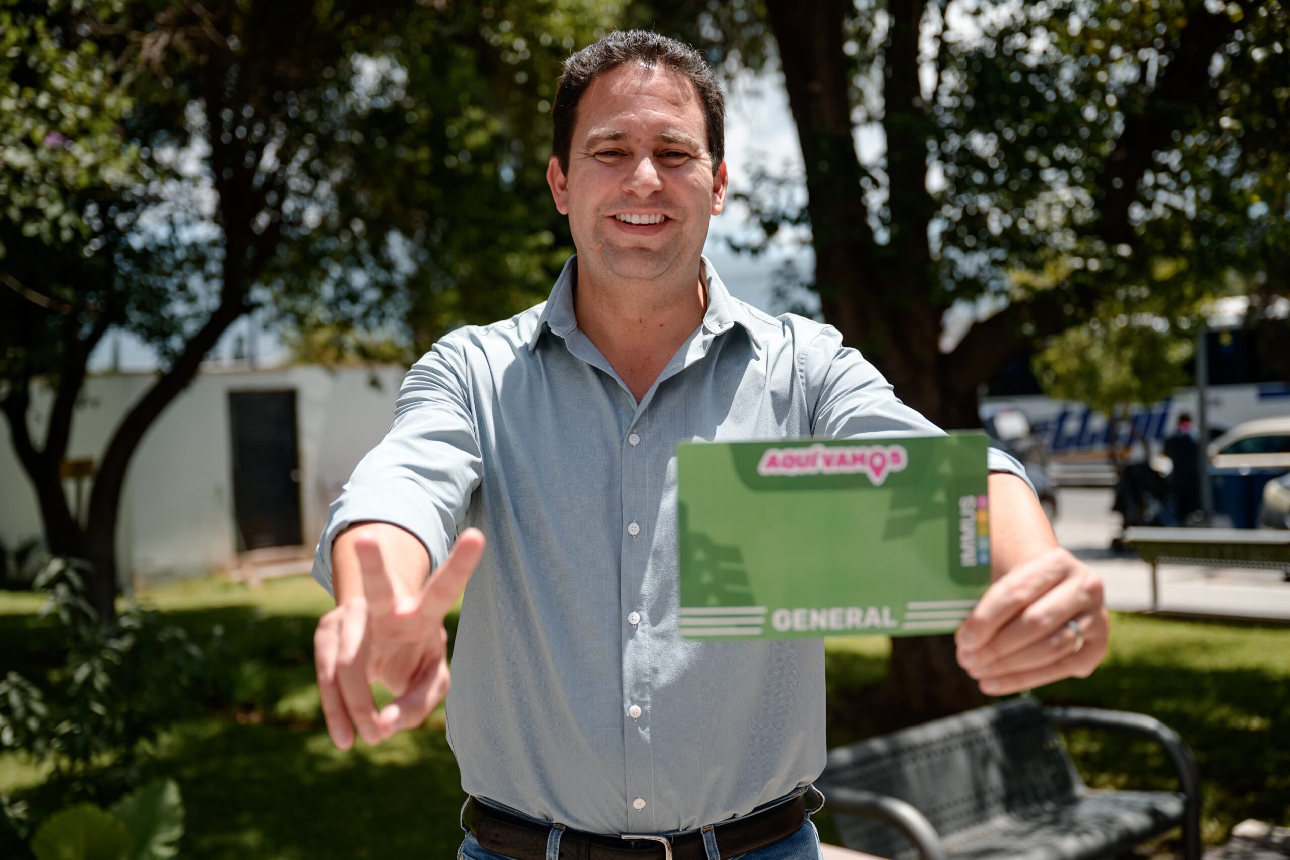 Anuncia Javier Díaz credencialización para el programa de transporte “Aquí Vamos Gratis”