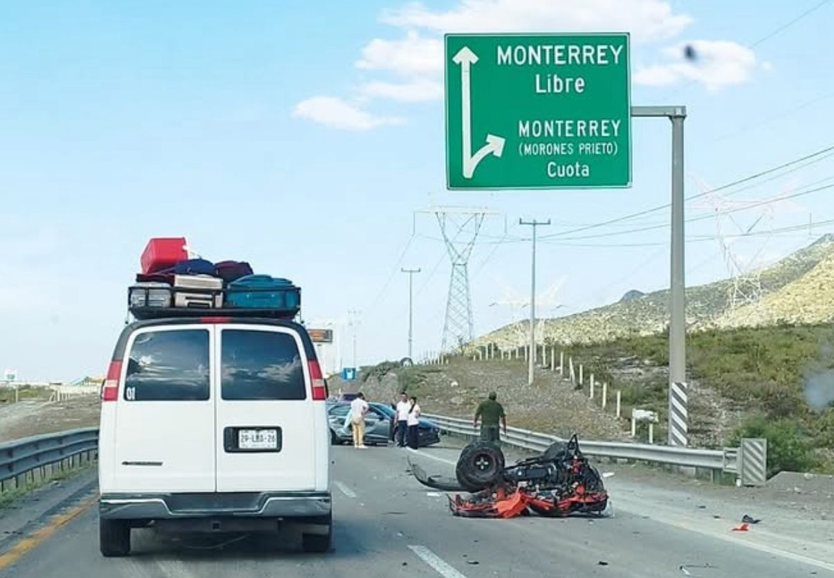 Provoca adolescente accidente carretero en cuatrimoto