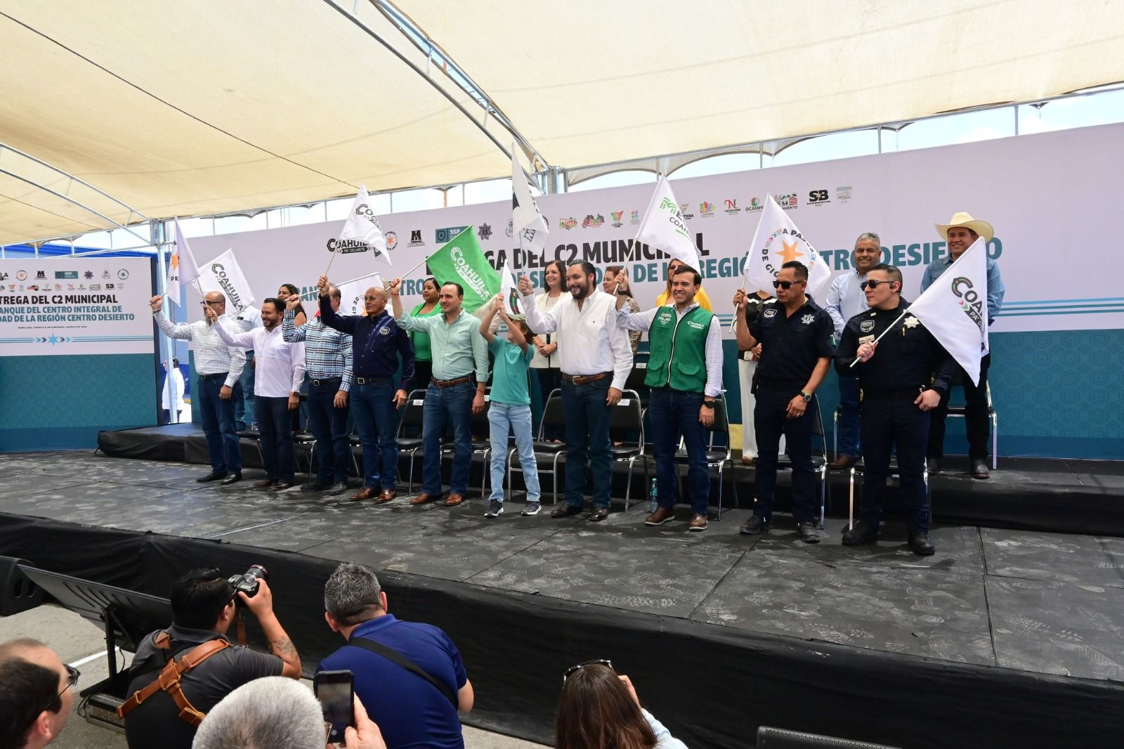 ”Unidos logramos mejores resultados en seguridad y desarrollo”: Leija Vega