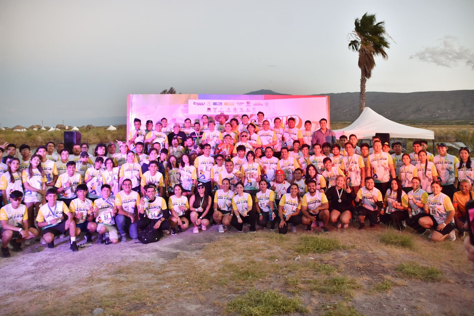 TRIATLÓN POR LA JUVENTUD 2025 LLENA DE ENERGÍA Y CONVIVENCIA A CUATRO CIÉNEGAS